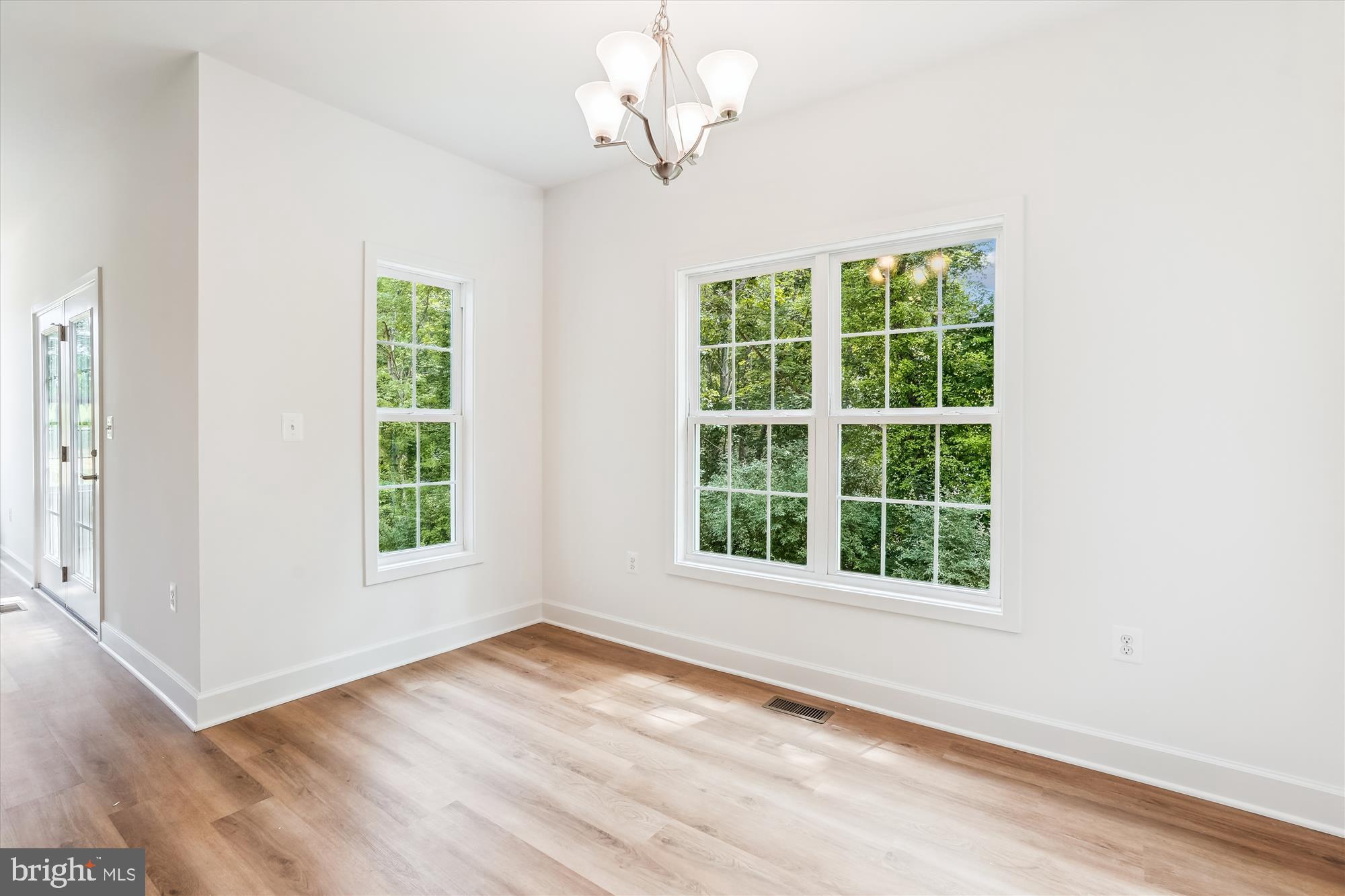 Culpeper, Virginia, 22701, United States, 4 Bedrooms Bedrooms, ,3 BathroomsBathrooms,Residential,For Sale,1974378