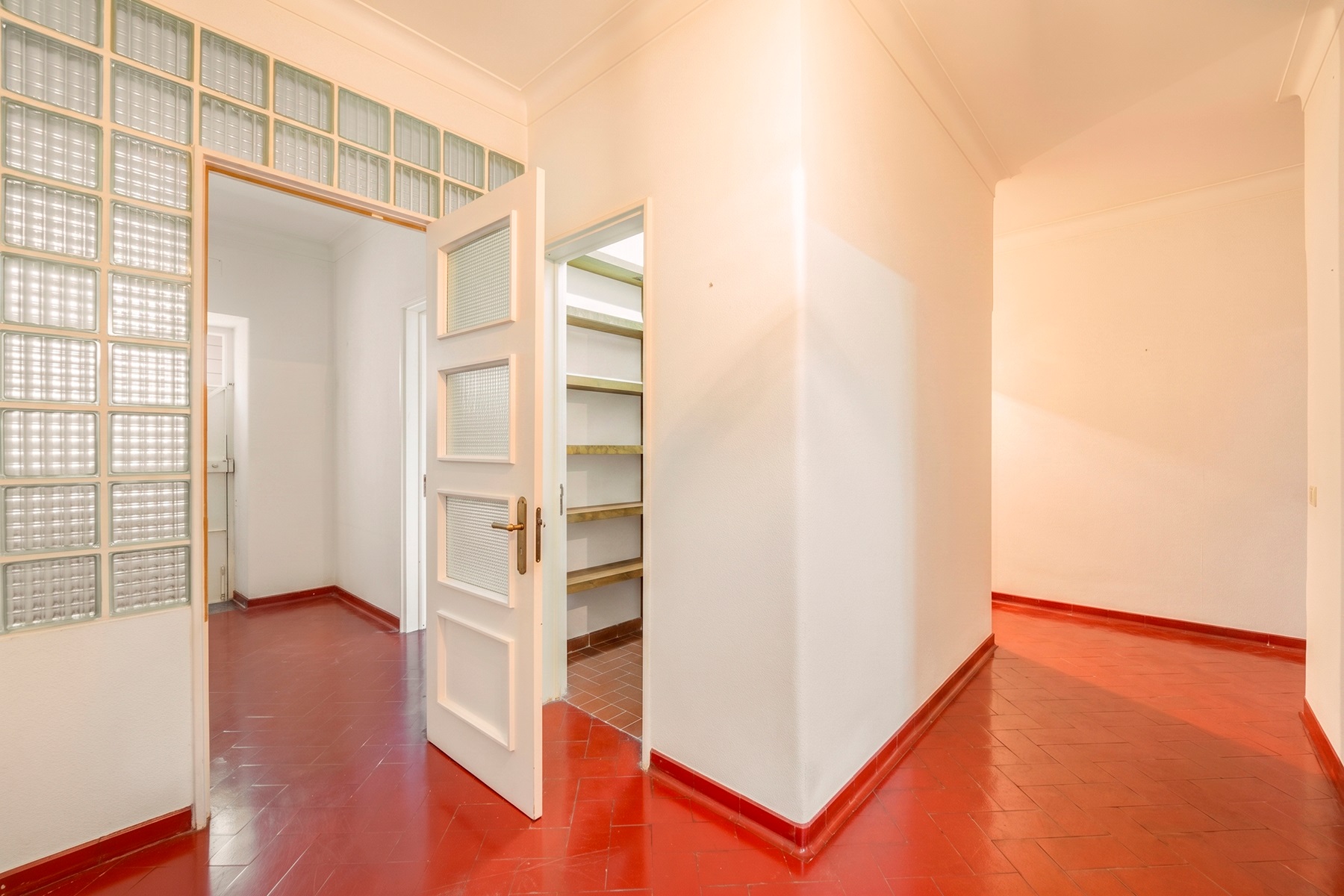  Detached house, 6 bedrooms, for Sale - 物件實景