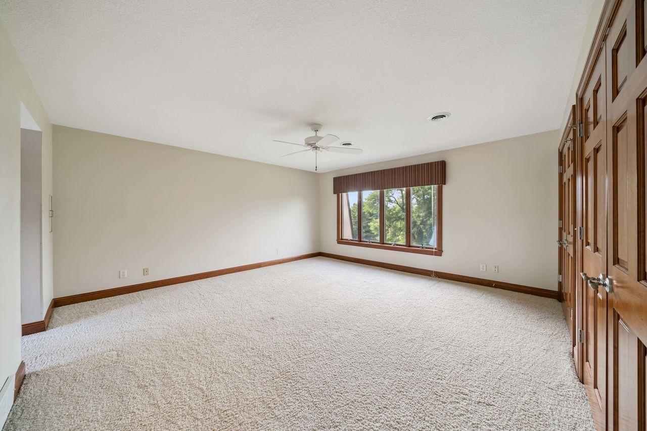 Stillwater, Minnesota, 55082, United States, 4 Bedrooms Bedrooms, ,3 BathroomsBathrooms,Residential,For Sale,1934431