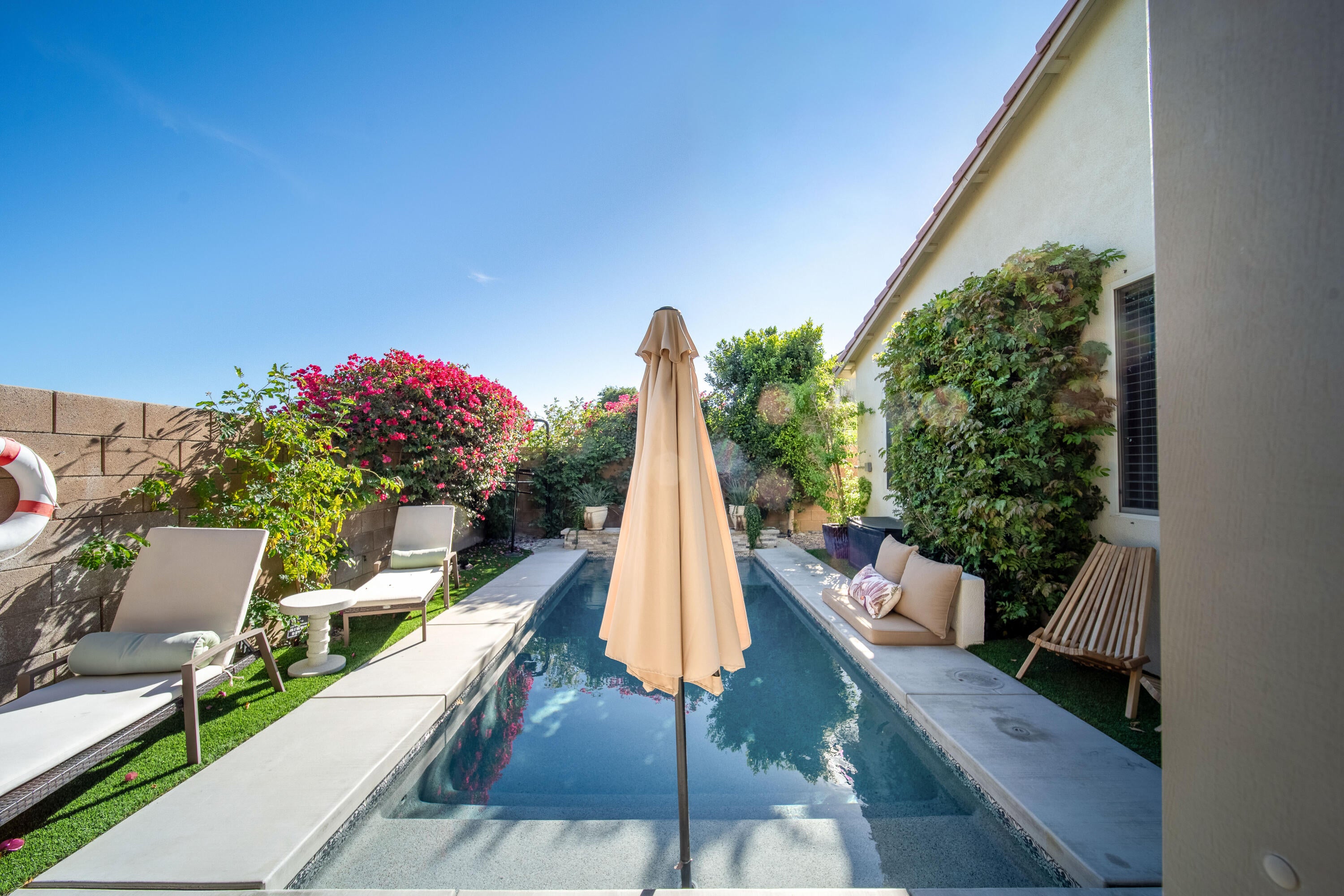 Indio, California, 92201, United States, 3 Bedrooms Bedrooms, ,Residential,For Sale,2006567