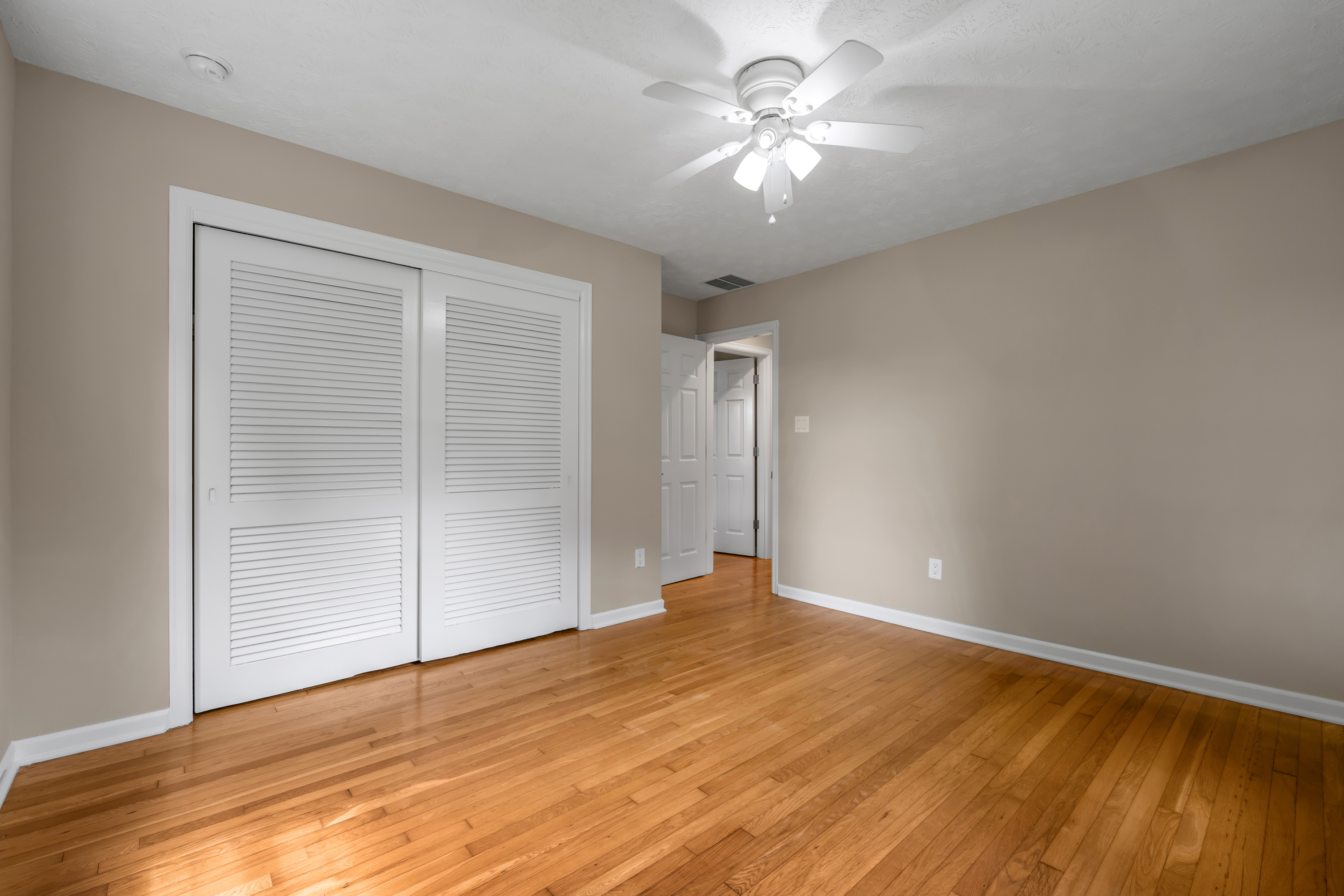  855 Walnut Hill Road - 物件實景