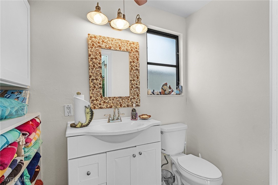 Cape Coral, Florida, 33904, United States, 5 Bedrooms Bedrooms, ,5 BathroomsBathrooms,Residential,For Sale,1978634