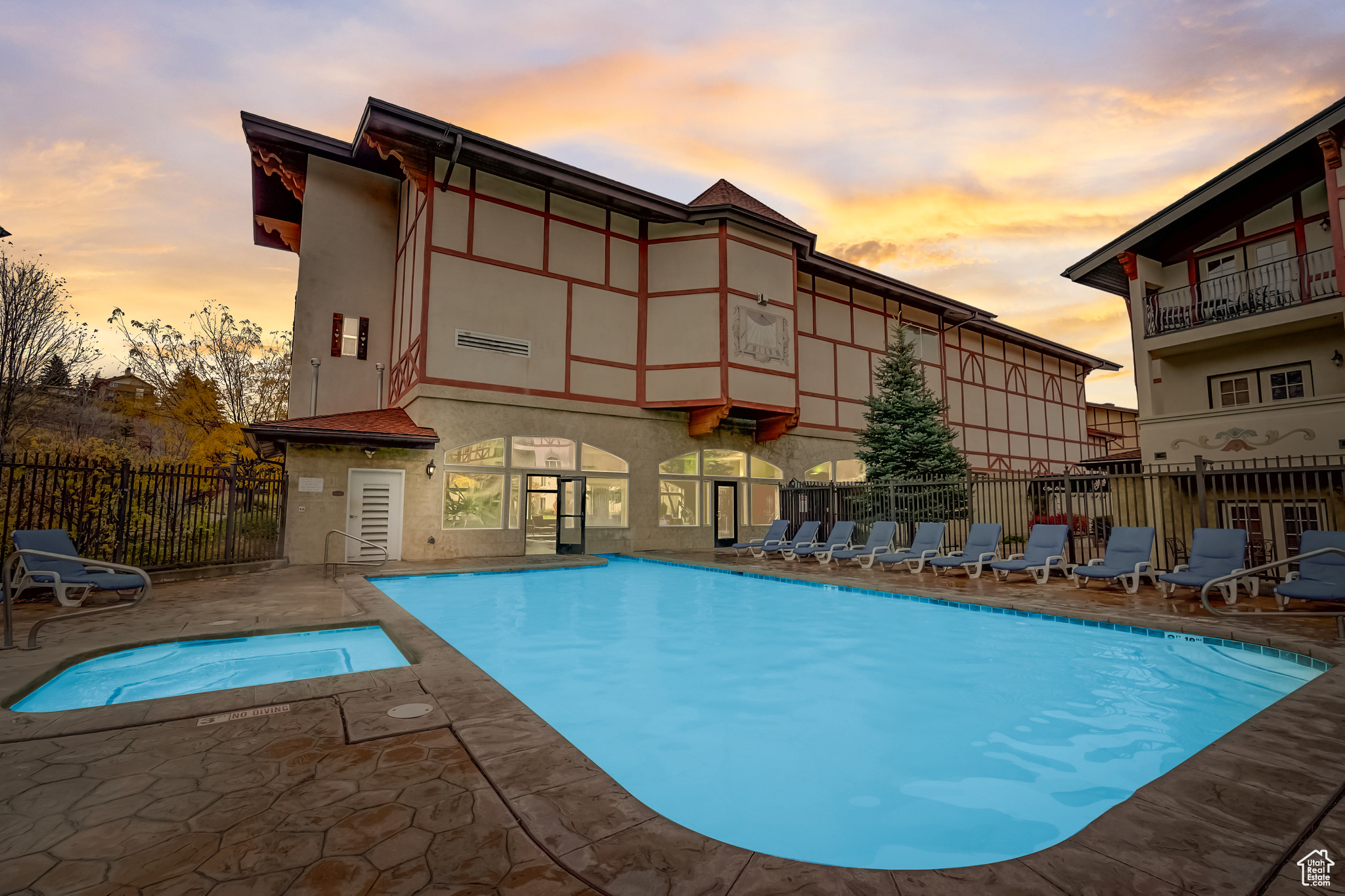 Midway, Utah, 84049, United States, 3 Bedrooms Bedrooms, ,3 BathroomsBathrooms,Residential,For Sale,1827557