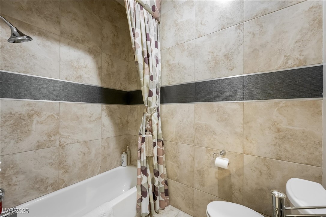 Las Vegas, Nevada, 89121, United States, 3 Bedrooms Bedrooms, ,3 BathroomsBathrooms,Residential,For Sale,1988957