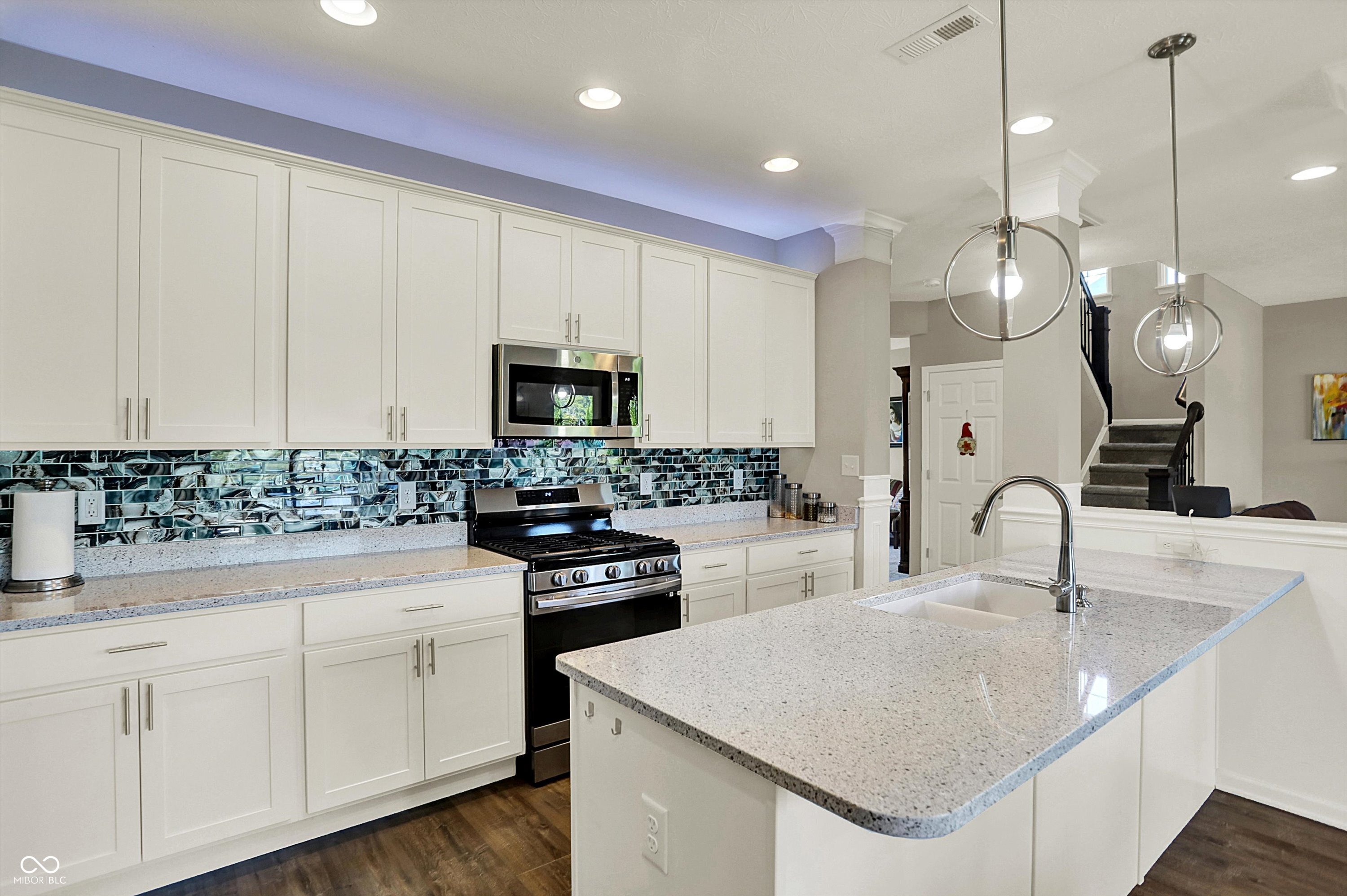 Noblesville, Indiana, 46060, United States, 5 Bedrooms Bedrooms, ,3 BathroomsBathrooms,Residential,For Sale,1974054