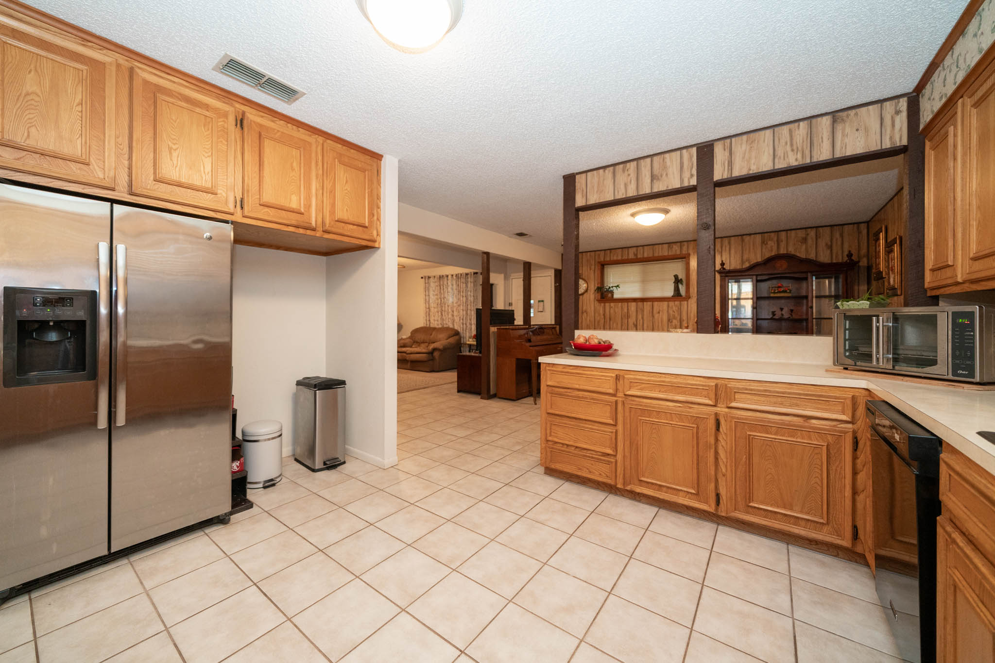 Jacksonville, Texas, 75766, United States, 4 Bedrooms Bedrooms, ,2 BathroomsBathrooms,Residential,For Sale,1974888