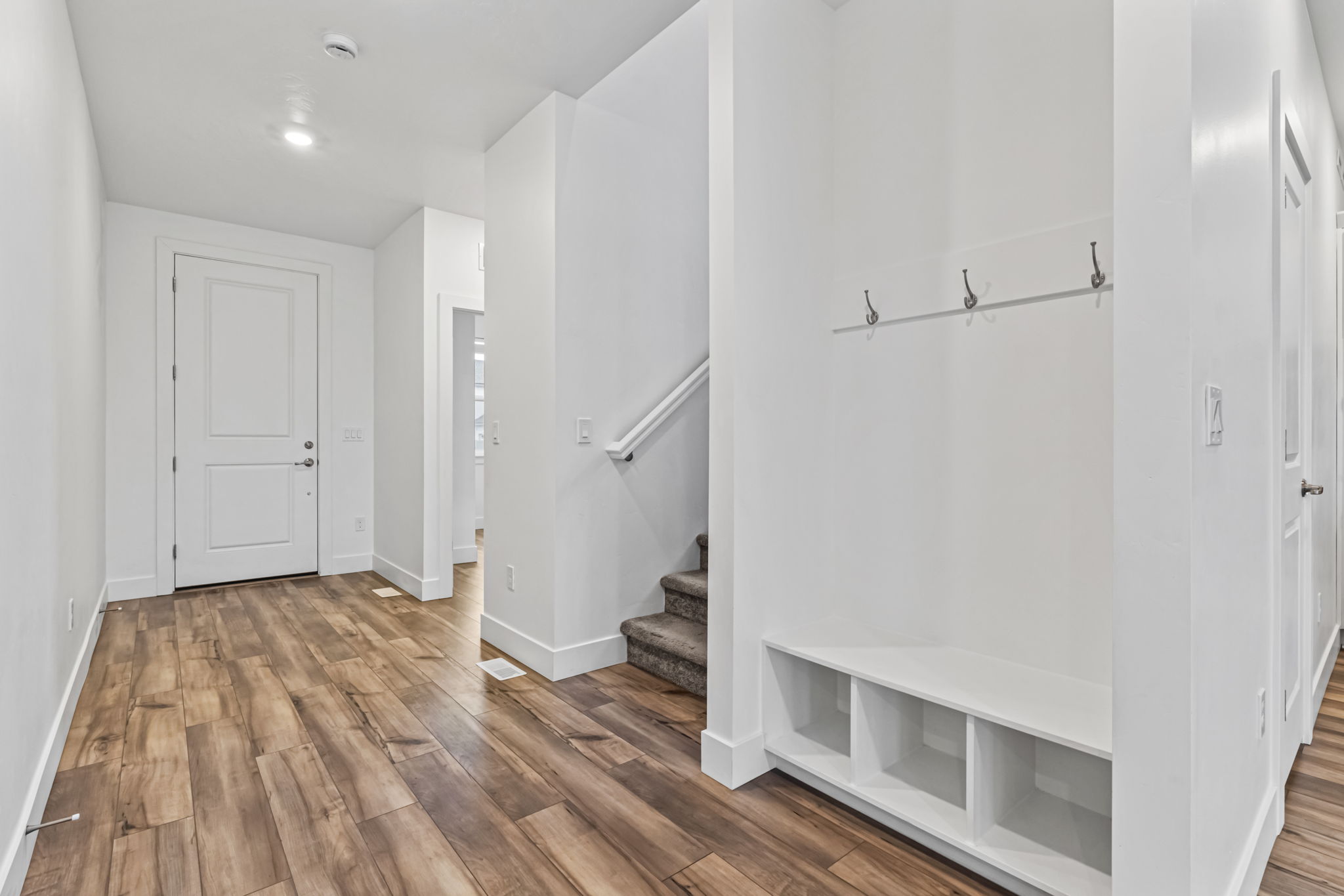 Caldwell, Idaho, 83607, United States, 4 Bedrooms Bedrooms, ,3 BathroomsBathrooms,Residential,For Sale,2005985