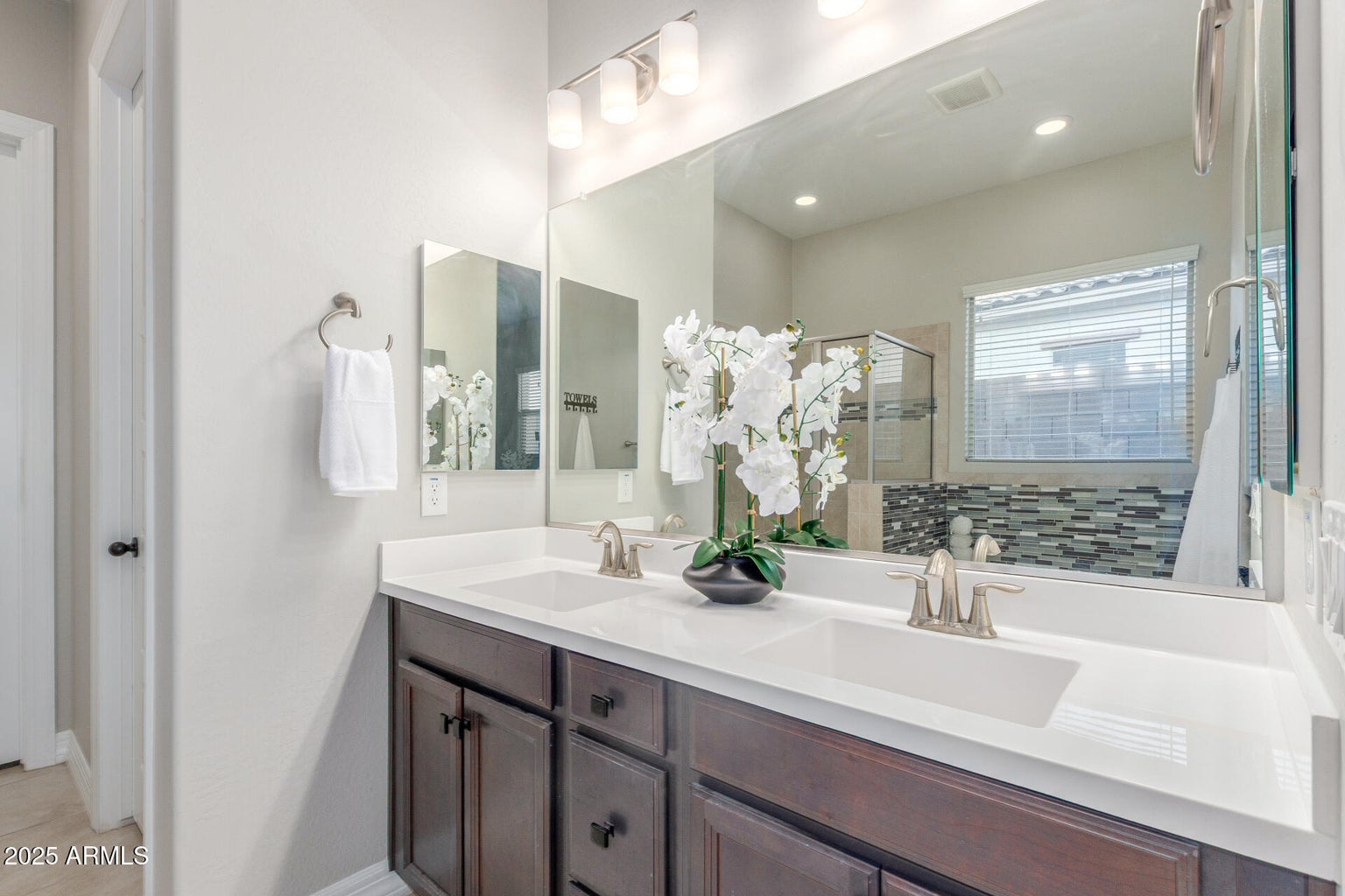 Goodyear, Arizona, 85395, United States, 3 Bedrooms Bedrooms, ,2 BathroomsBathrooms,Residential,For Sale,1979657