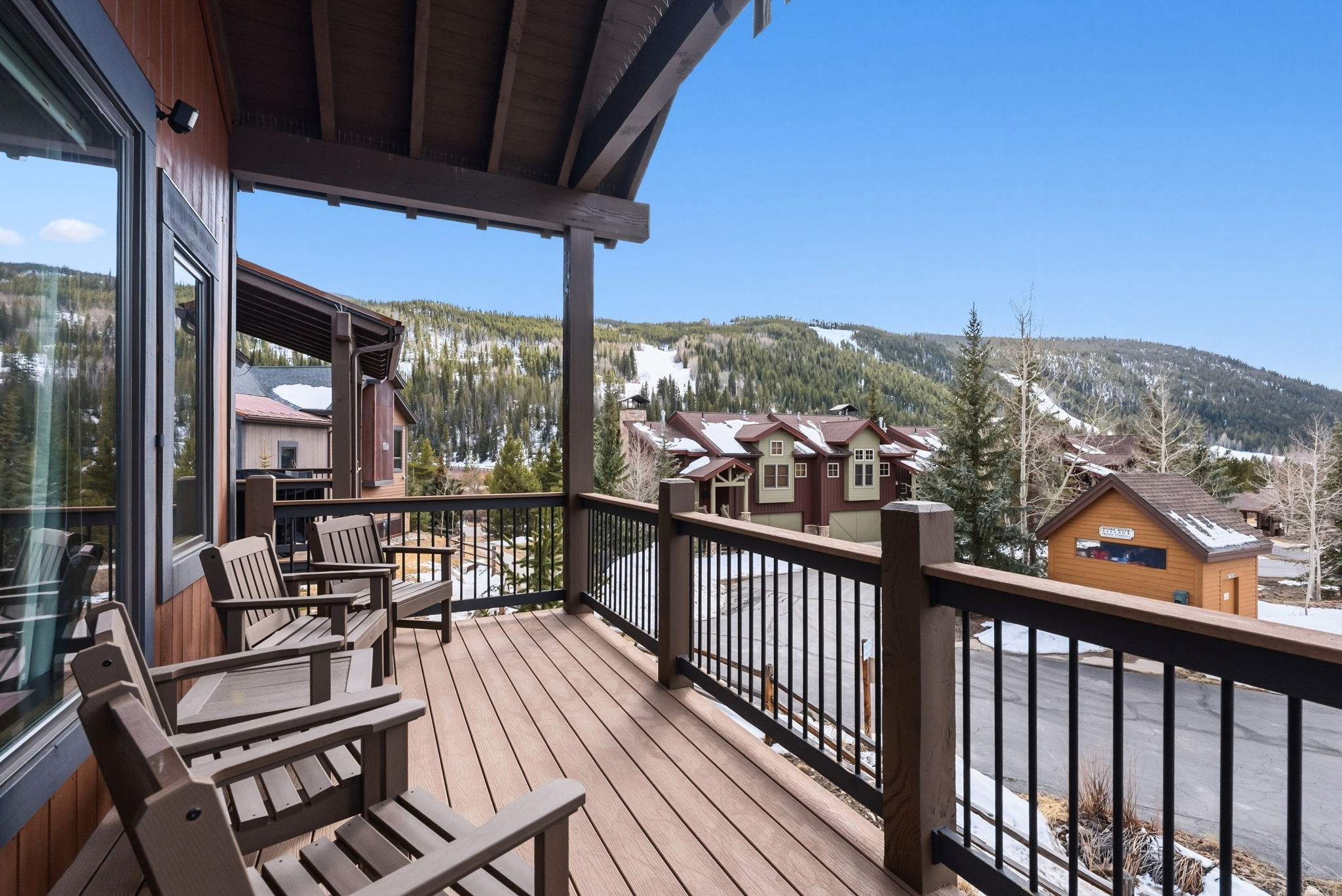  Experience Elevated Mountain Living at 59 Erickson Loop #4B - 物件實景