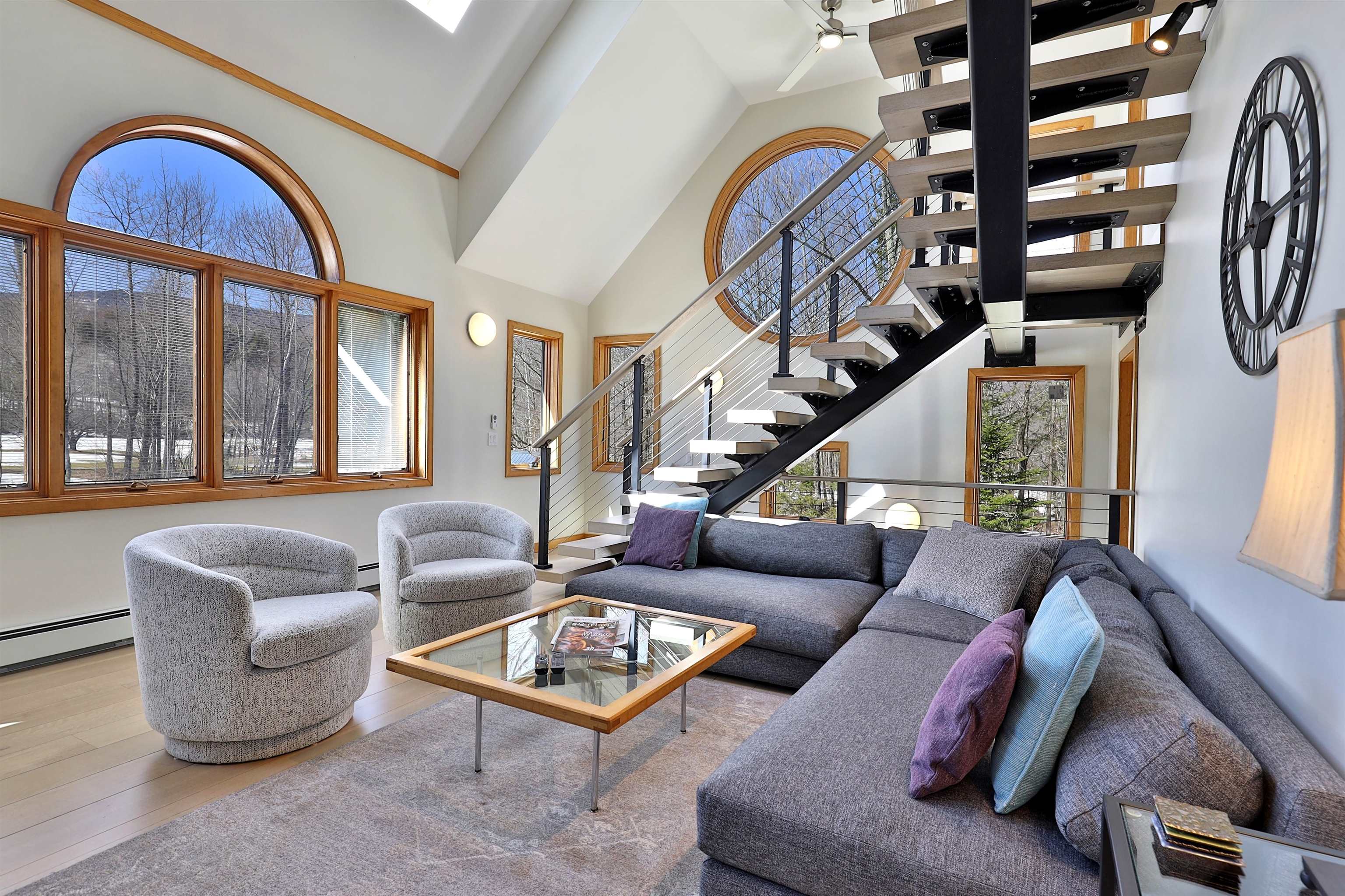  426 Roaring Brook Road - 物件實景