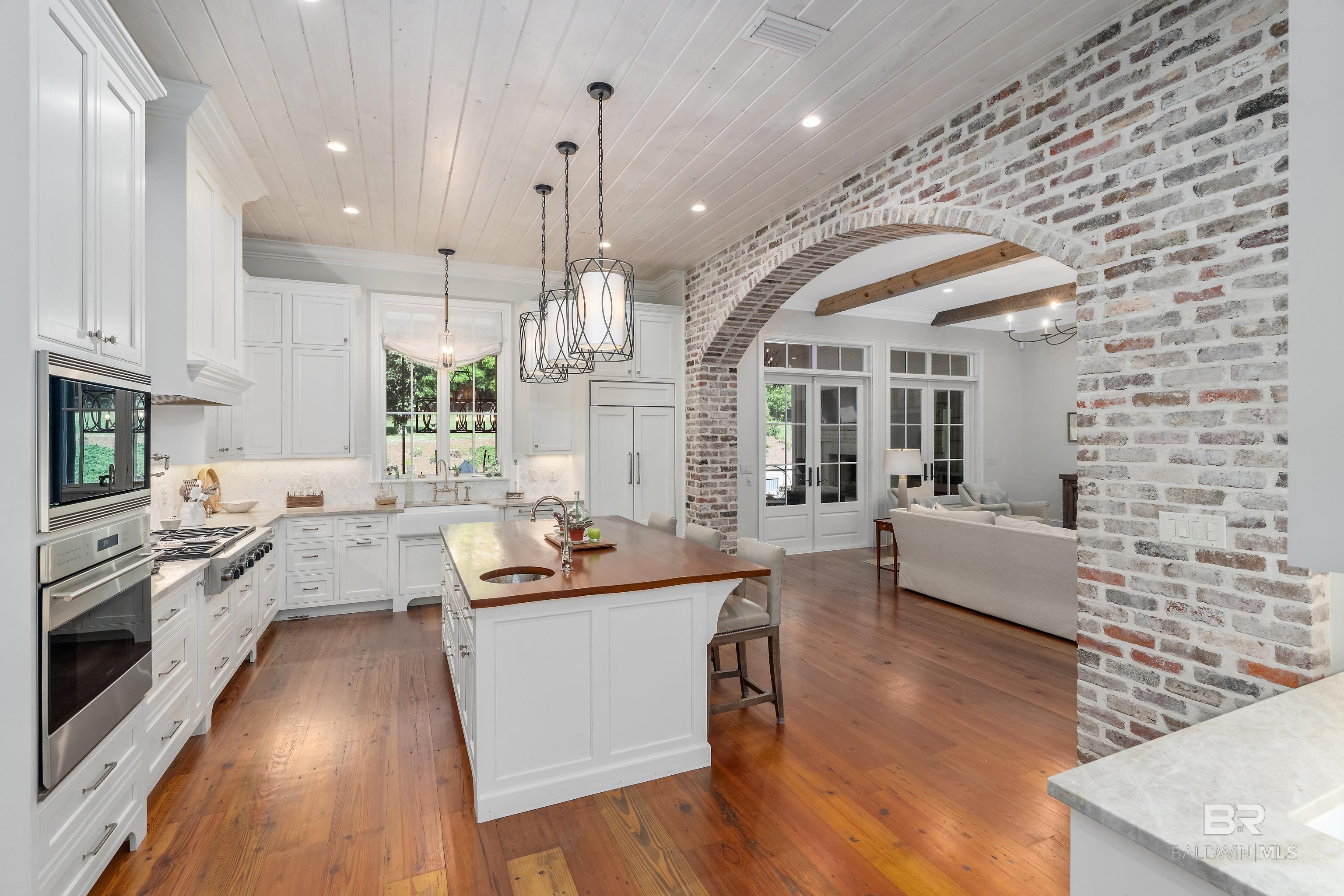 Fairhope, Alabama, 36532, United States, 4 Bedrooms Bedrooms, ,5 BathroomsBathrooms,Residential,For Sale,1805402