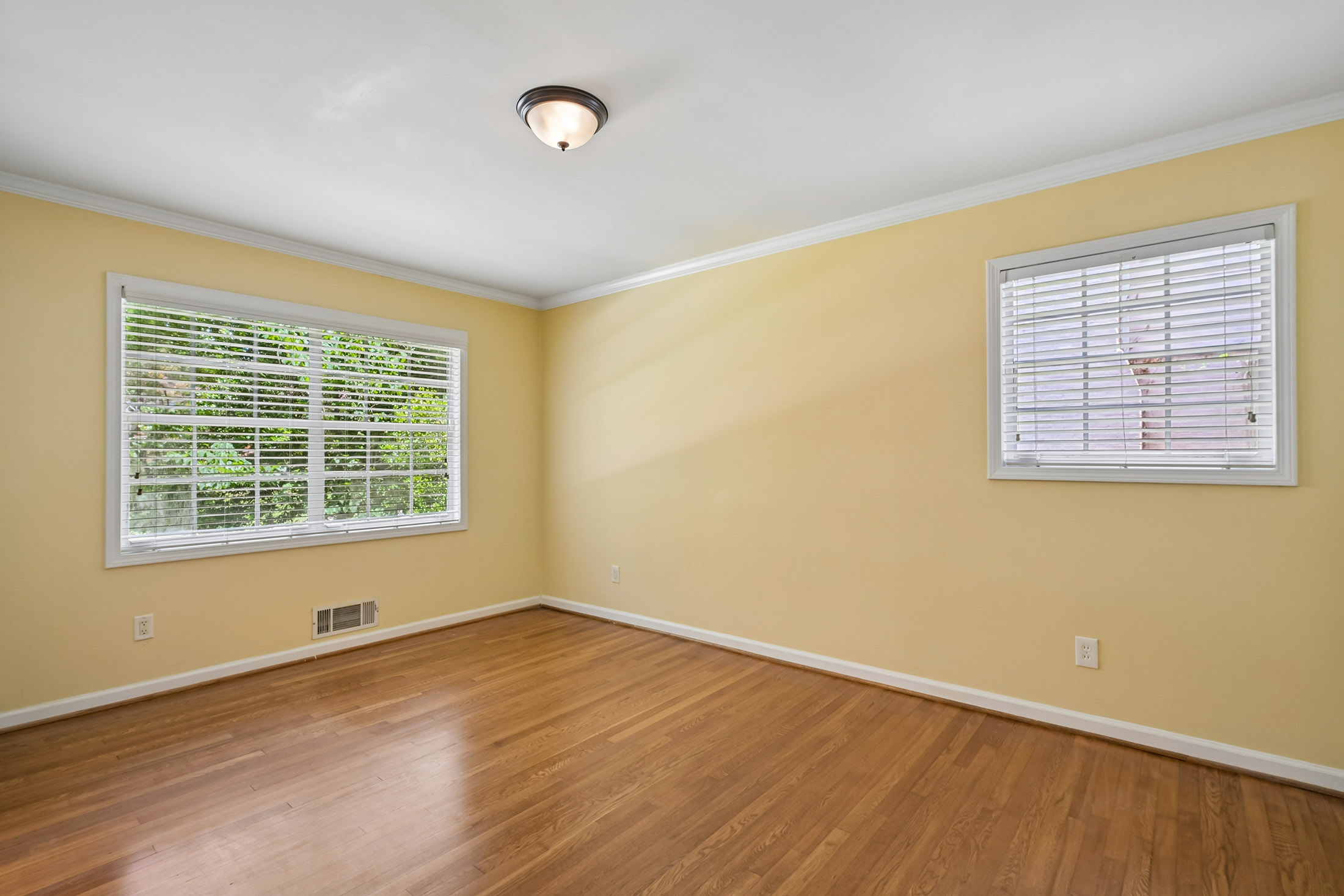  Charming Ranch Home Blends Space, Convenience, and Flexibility - 物件實景