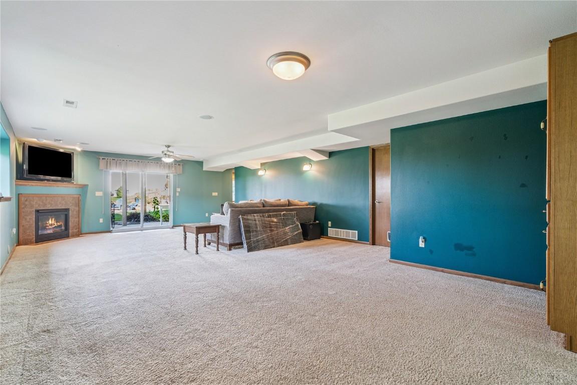 North Liberty, Iowa, 52317, United States, 3 Bedrooms Bedrooms, ,3 BathroomsBathrooms,Residential,For Sale,1979830