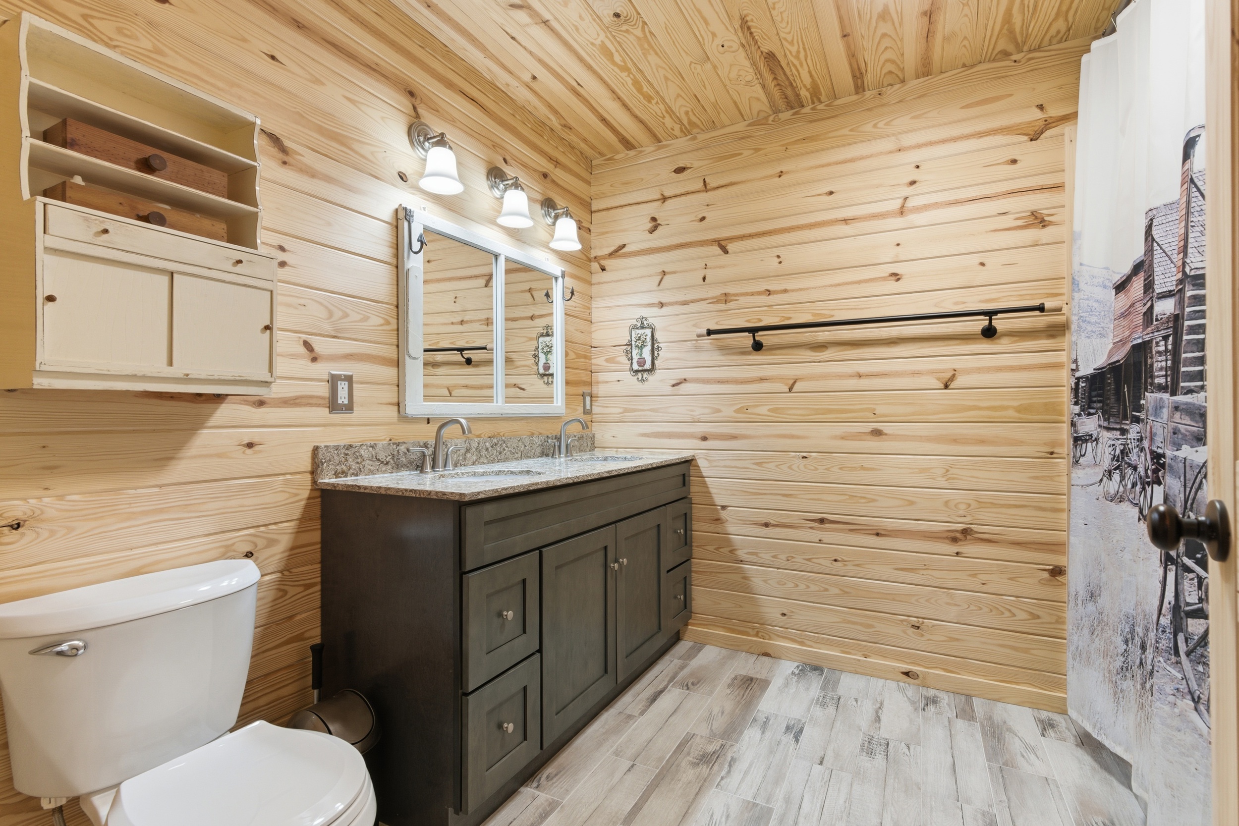  4779 Cathedral Caverns Road - 物件實景