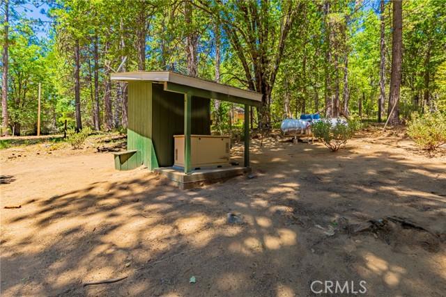 Yosemite, California, 95389, United States, 5 Bedrooms Bedrooms, ,4 BathroomsBathrooms,Residential,For Sale,1981132