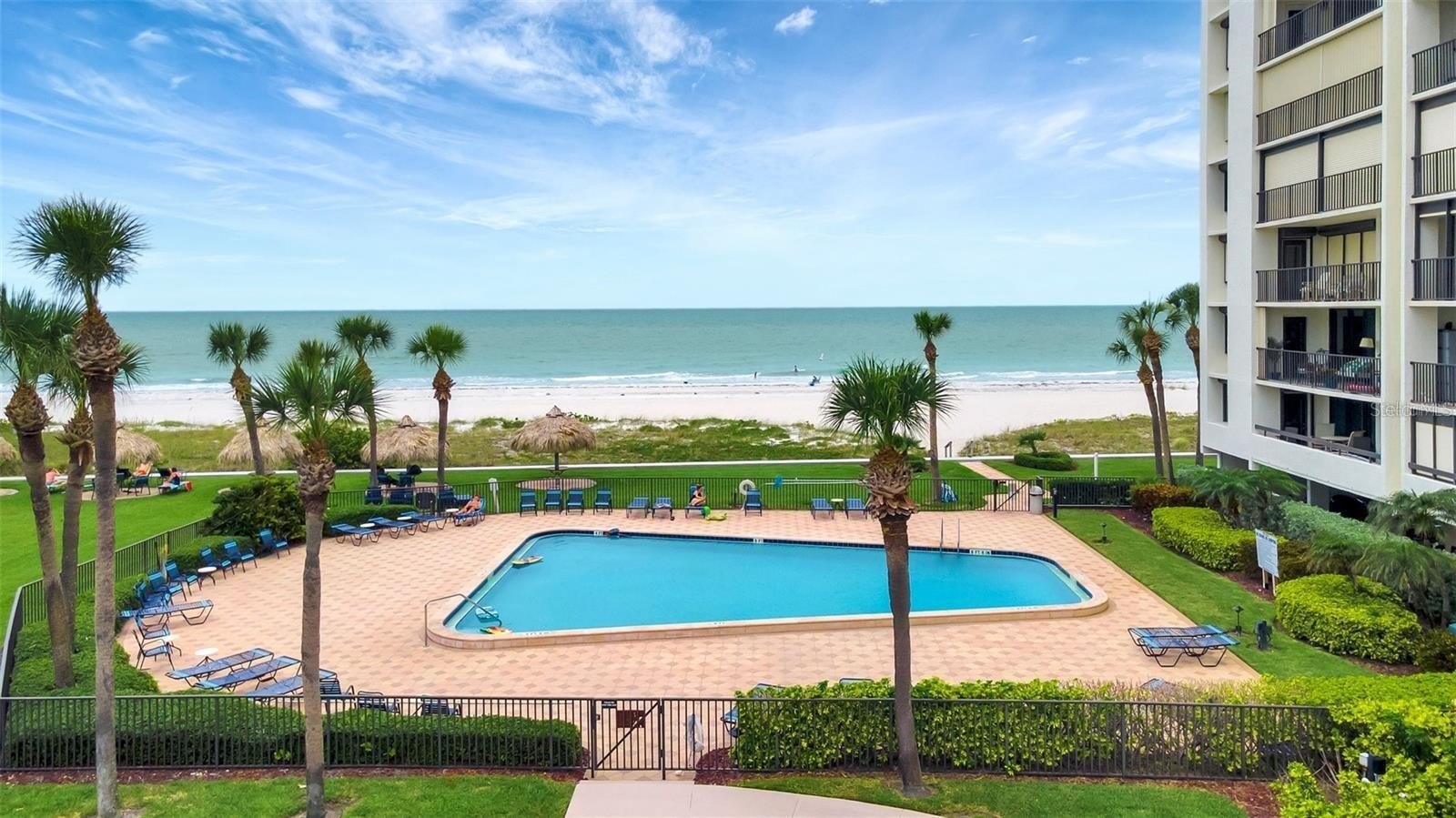 CLEARWATER BEACH, Florida, 33767, United States, 2 Bedrooms Bedrooms, ,2 BathroomsBathrooms,Residential,For Sale,1937556