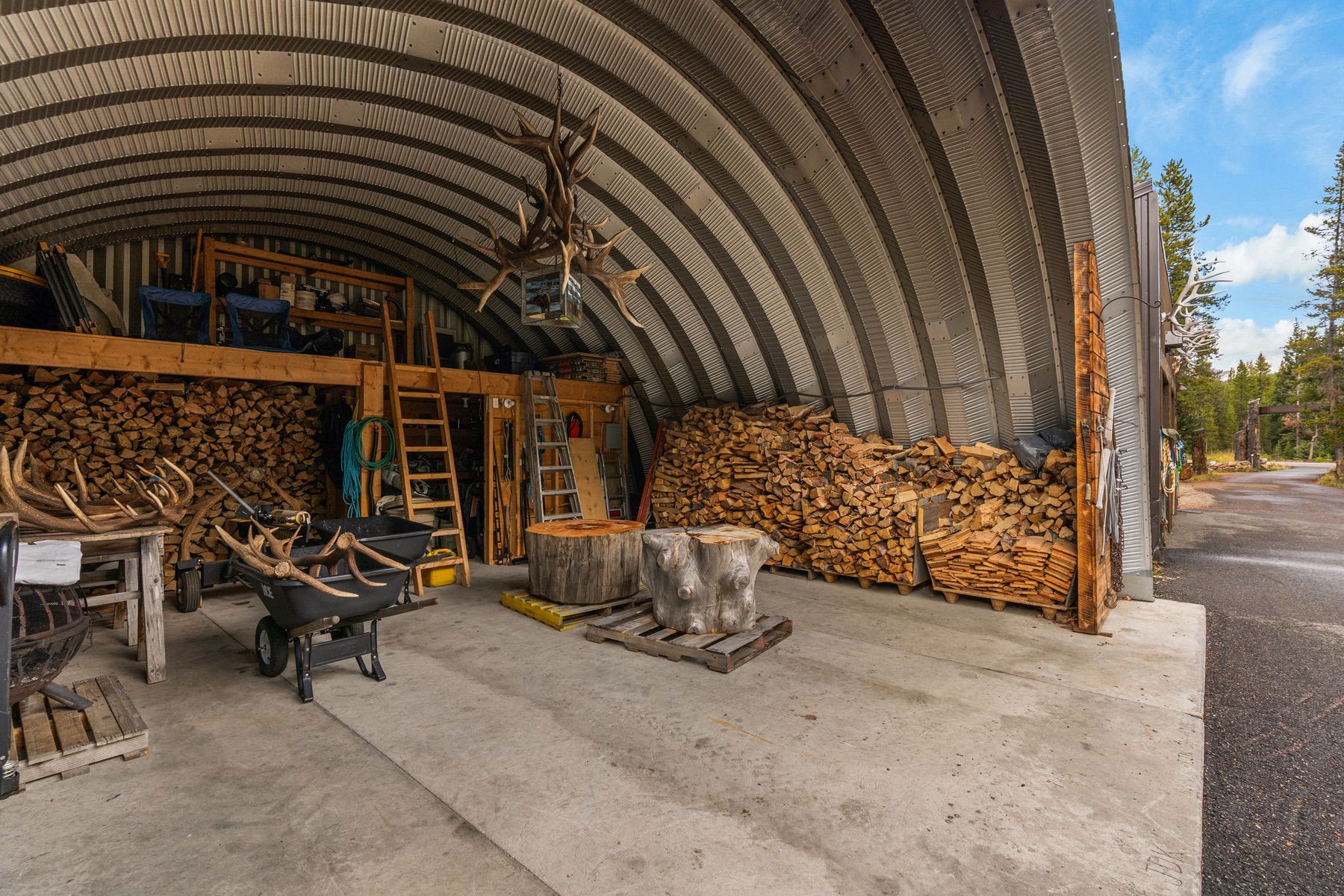  708 US Highway 212 W - 物件實景