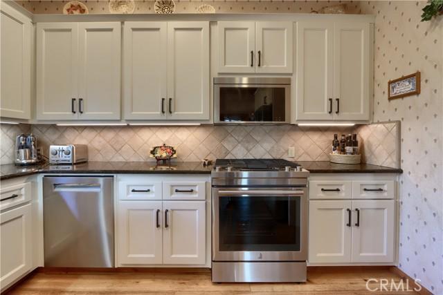 Oakhurst, California, 93644, United States, 3 Bedrooms Bedrooms, ,2 BathroomsBathrooms,Residential,For Sale,1996458