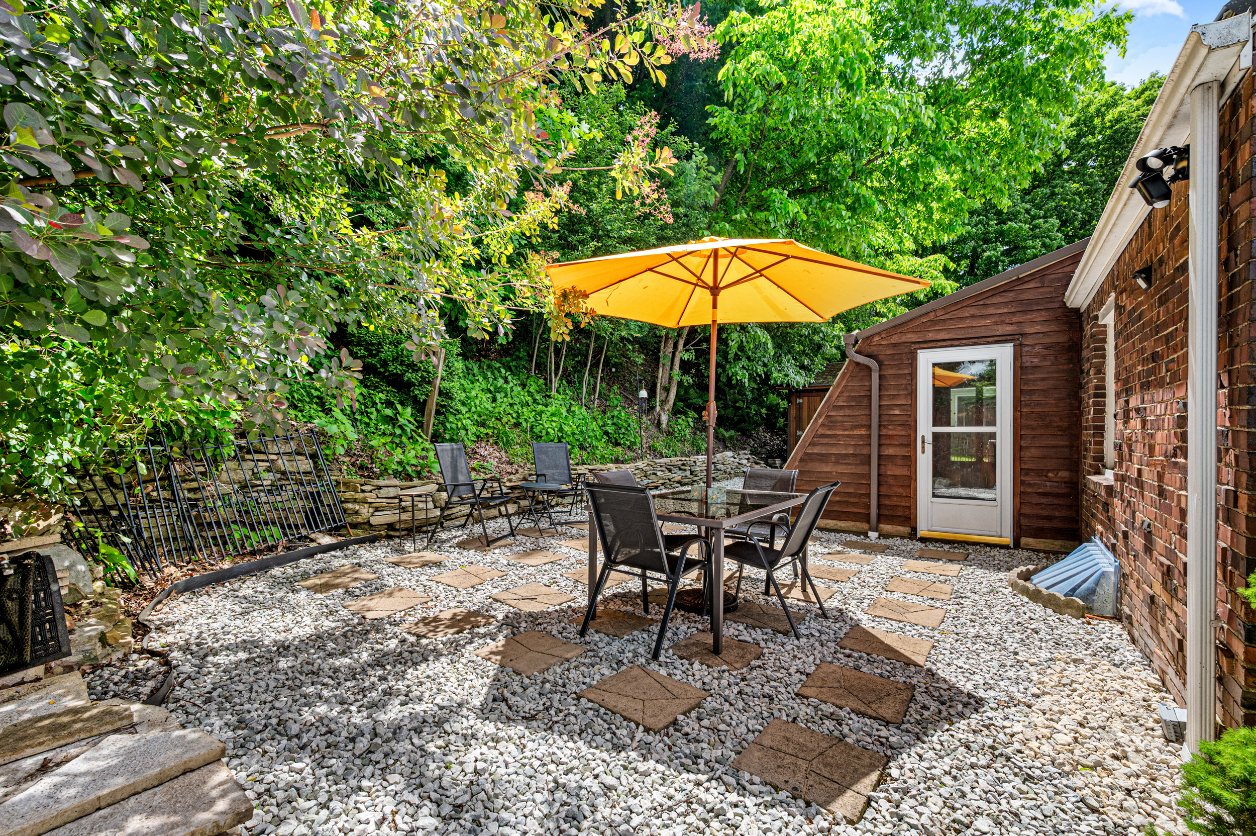  3541 Rosalia Avenue, Pittsburgh, PA 15234 - 物件實景