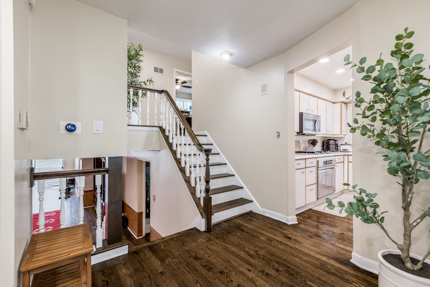 Morton Grove, Illinois, 60053, United States, 5 Bedrooms Bedrooms, ,3 BathroomsBathrooms,Residential,For Sale,1928760