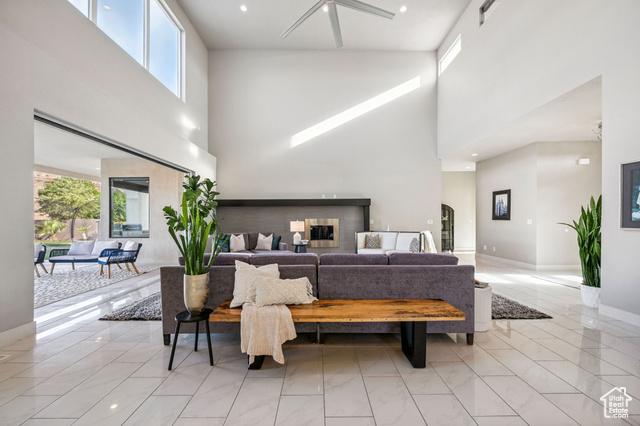 St. George, Utah, 84790, United States, 6 Bedrooms Bedrooms, ,6 BathroomsBathrooms,Residential,For Sale,1983987