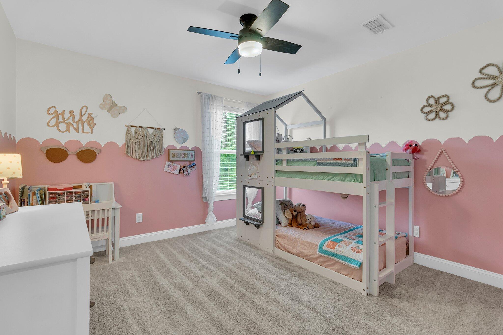 Charleston, South Carolina, 29414, United States, 4 Bedrooms Bedrooms, ,3 BathroomsBathrooms,Residential,For Sale,1979089