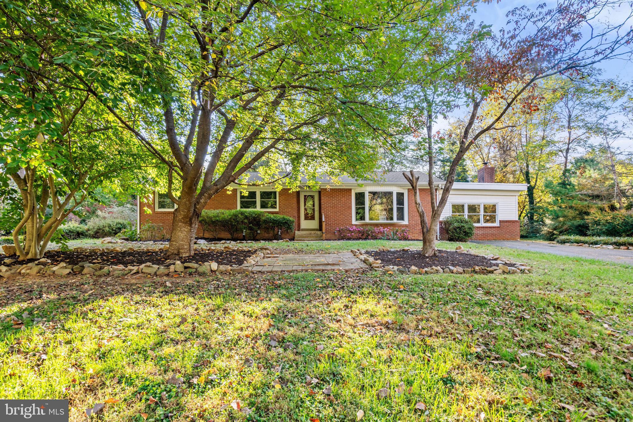 Warrenton, Virginia, 20187, United States, 3 Bedrooms Bedrooms, ,2 BathroomsBathrooms,Residential,For Sale,1977434