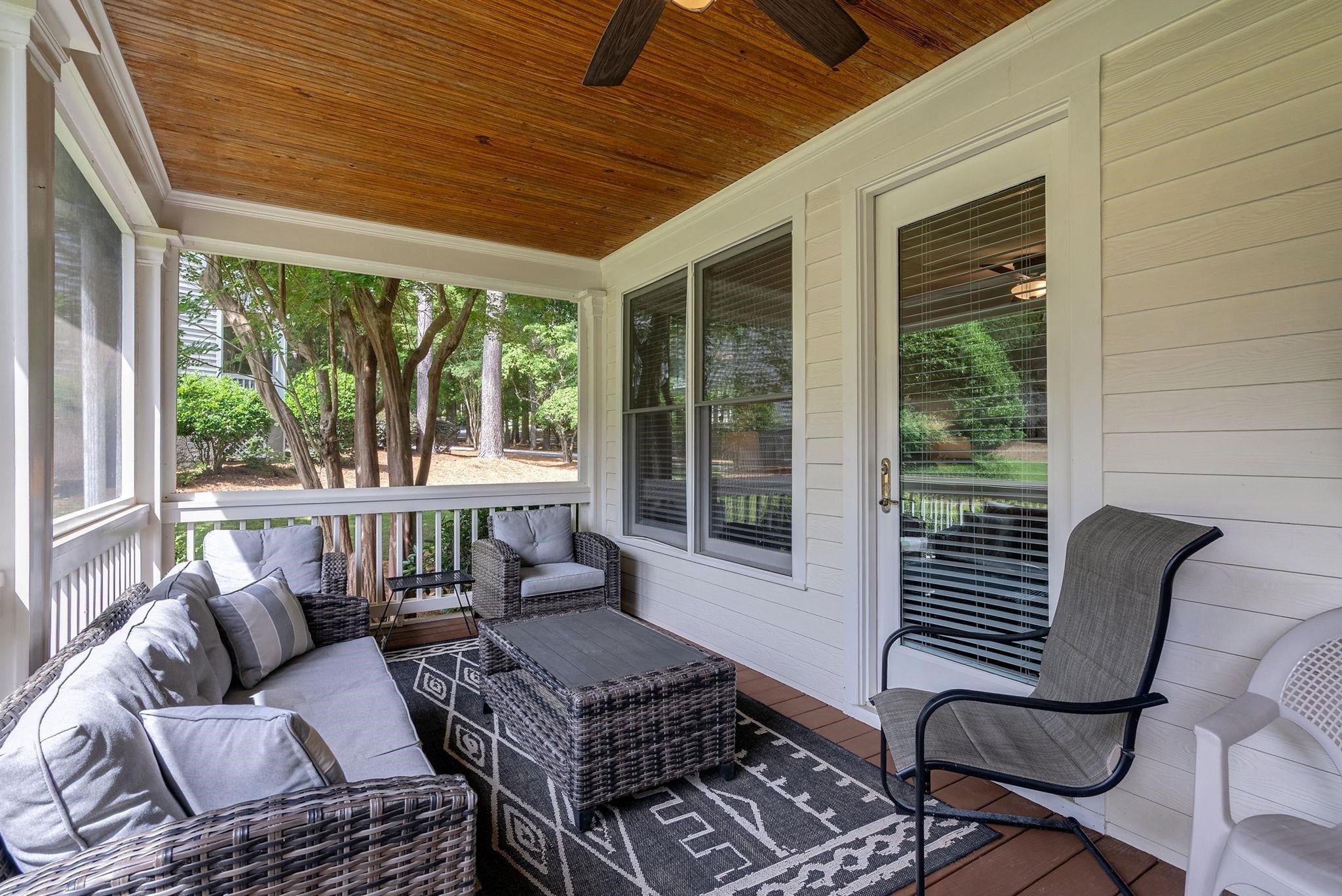 Eatonton, Georgia, 31024, United States, 3 Bedrooms Bedrooms, ,4 BathroomsBathrooms,Residential,For Sale,1804094