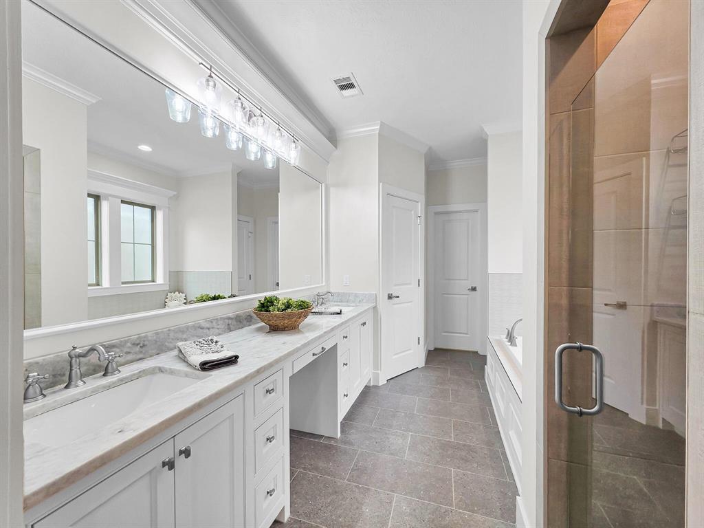 Beaumont, Texas, 77713, United States, 4 Bedrooms Bedrooms, ,Residential,For Sale,2000946