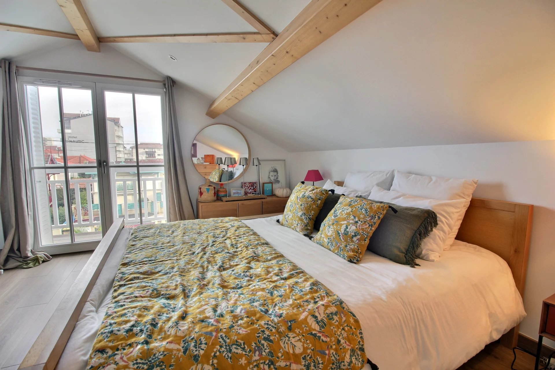 Arcachon, New Aquitaine, 33120, FR, 2 Bedrooms Bedrooms, ,2 BathroomsBathrooms,Residential,For Sale,1995851