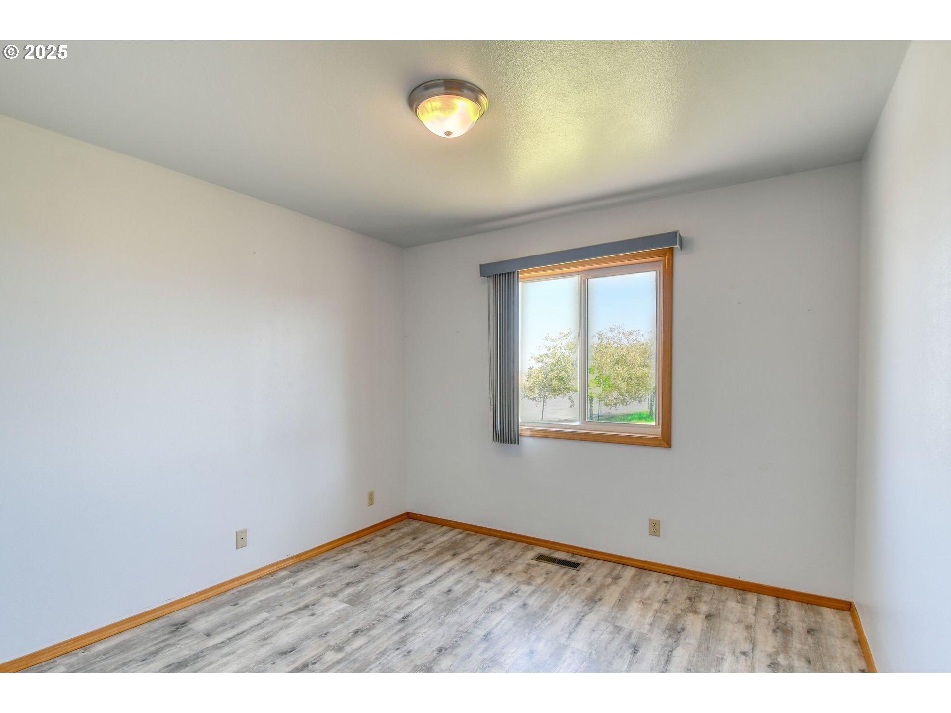 Pendleton, Oregon, 97801, United States, 3 Bedrooms Bedrooms, ,3 BathroomsBathrooms,Residential,For Sale,1891177