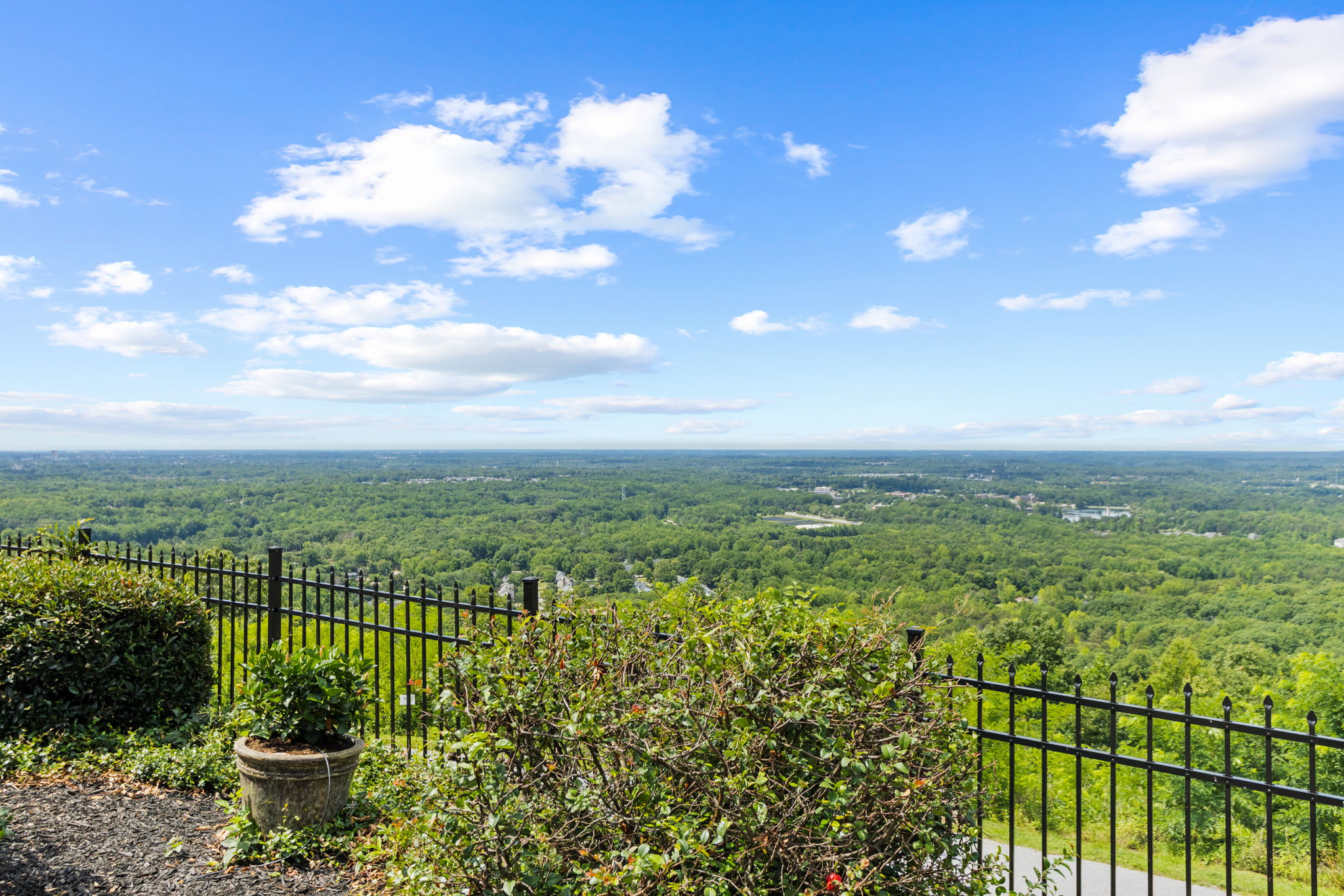  29 Grand Vista Drive, Greenville, SC 29609 - 物件實景