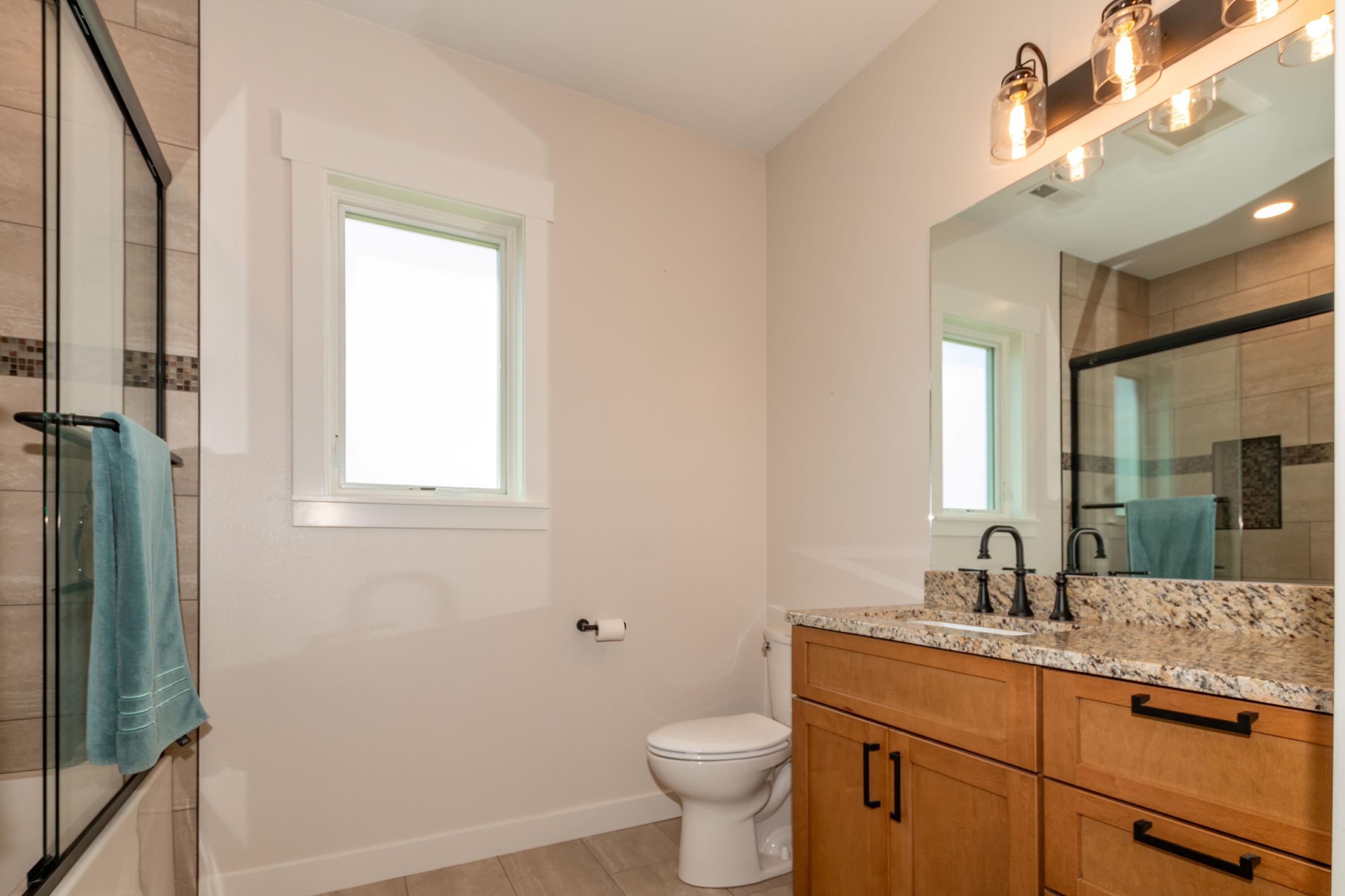 Sheridan, Wyoming, 82801, United States, 3 Bedrooms Bedrooms, ,3 BathroomsBathrooms,Residential,For Sale,2007537