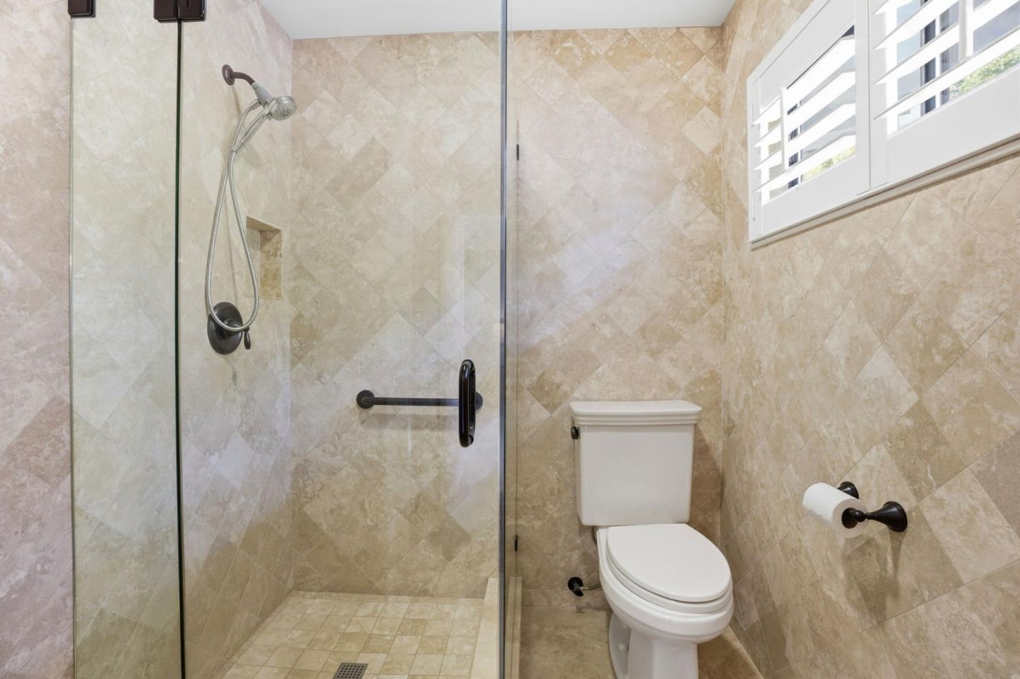 Walnut Creek, California, 94596, United States, 3 Bedrooms Bedrooms, ,4 BathroomsBathrooms,Residential,For Sale,1987935