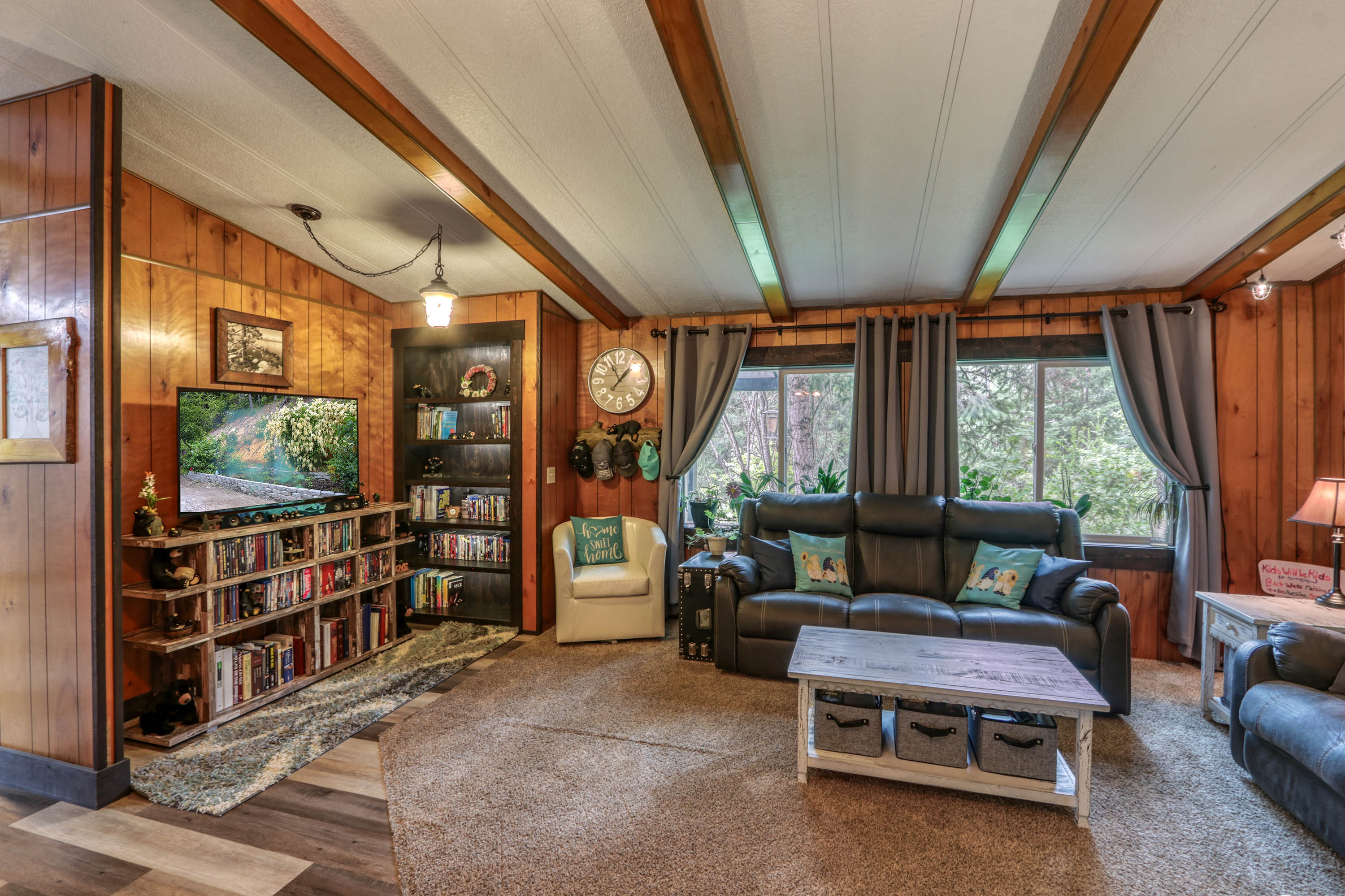 Kingston, Idaho, 83839, United States, 3 Bedrooms Bedrooms, ,2 BathroomsBathrooms,Residential,For Sale,1980630