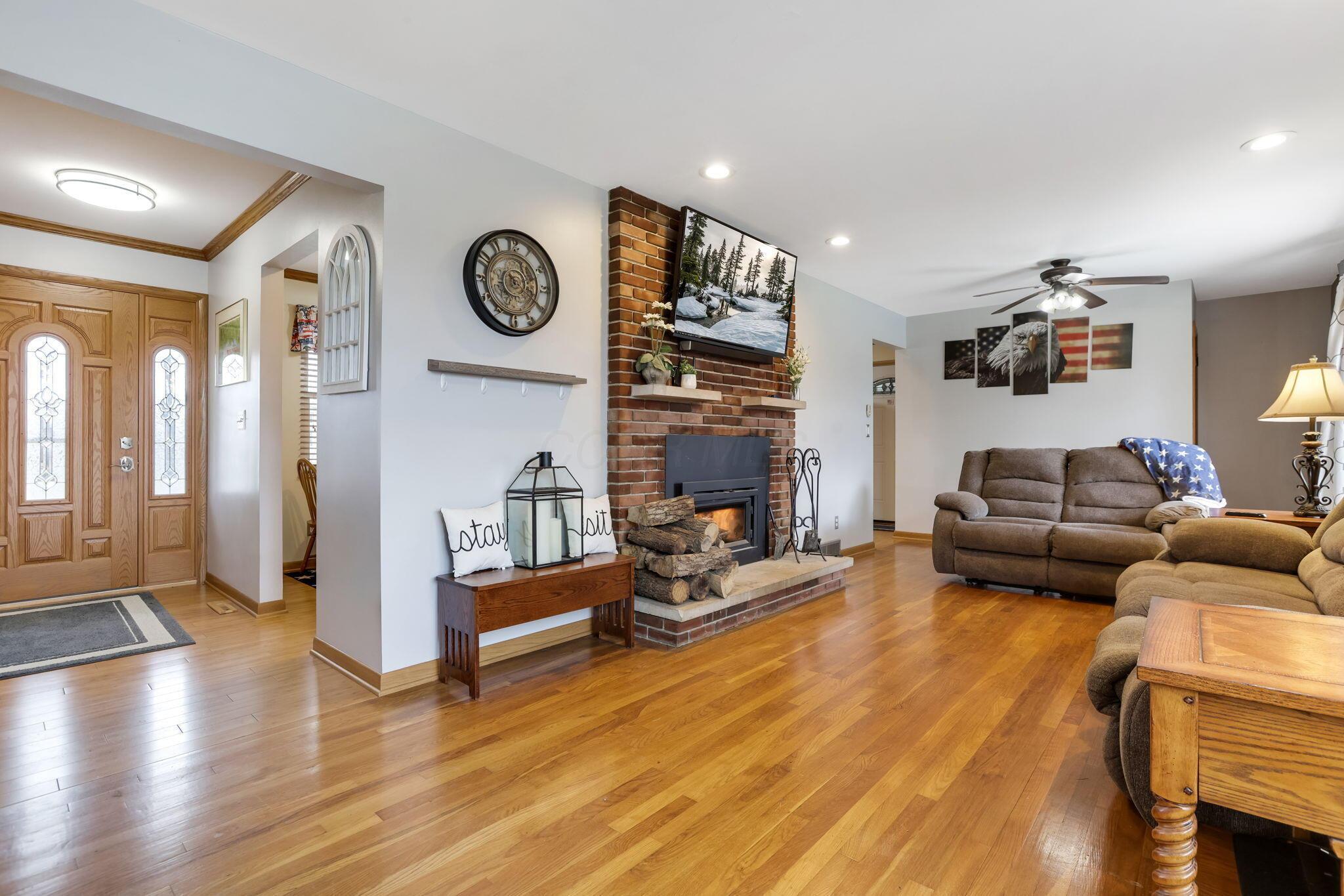 Grove City, Ohio, 43123, United States, 3 Bedrooms Bedrooms, ,3 BathroomsBathrooms,Residential,For Sale,2007789