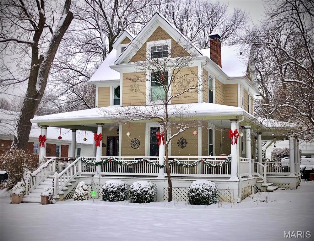 Kirkwood, Missouri, 63122, United States, 4 Bedrooms Bedrooms, ,4 BathroomsBathrooms,Residential,For Sale,1986224