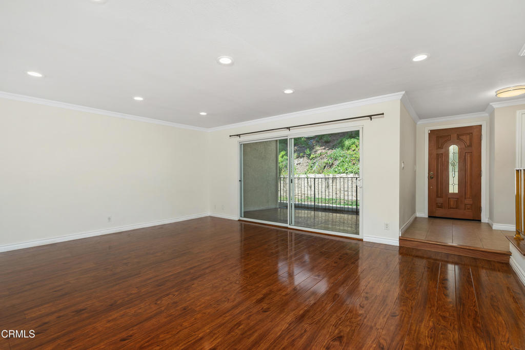 Burbank, California, 91504, United States, 4 Bedrooms Bedrooms, ,3 BathroomsBathrooms,Residential,For Sale,1896667