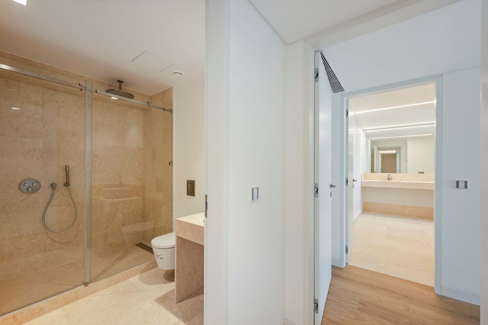 Lisboa, Lisbon, 1700-093, PT, 3 Bedrooms Bedrooms, ,3 BathroomsBathrooms,Residential,For Sale,1829446