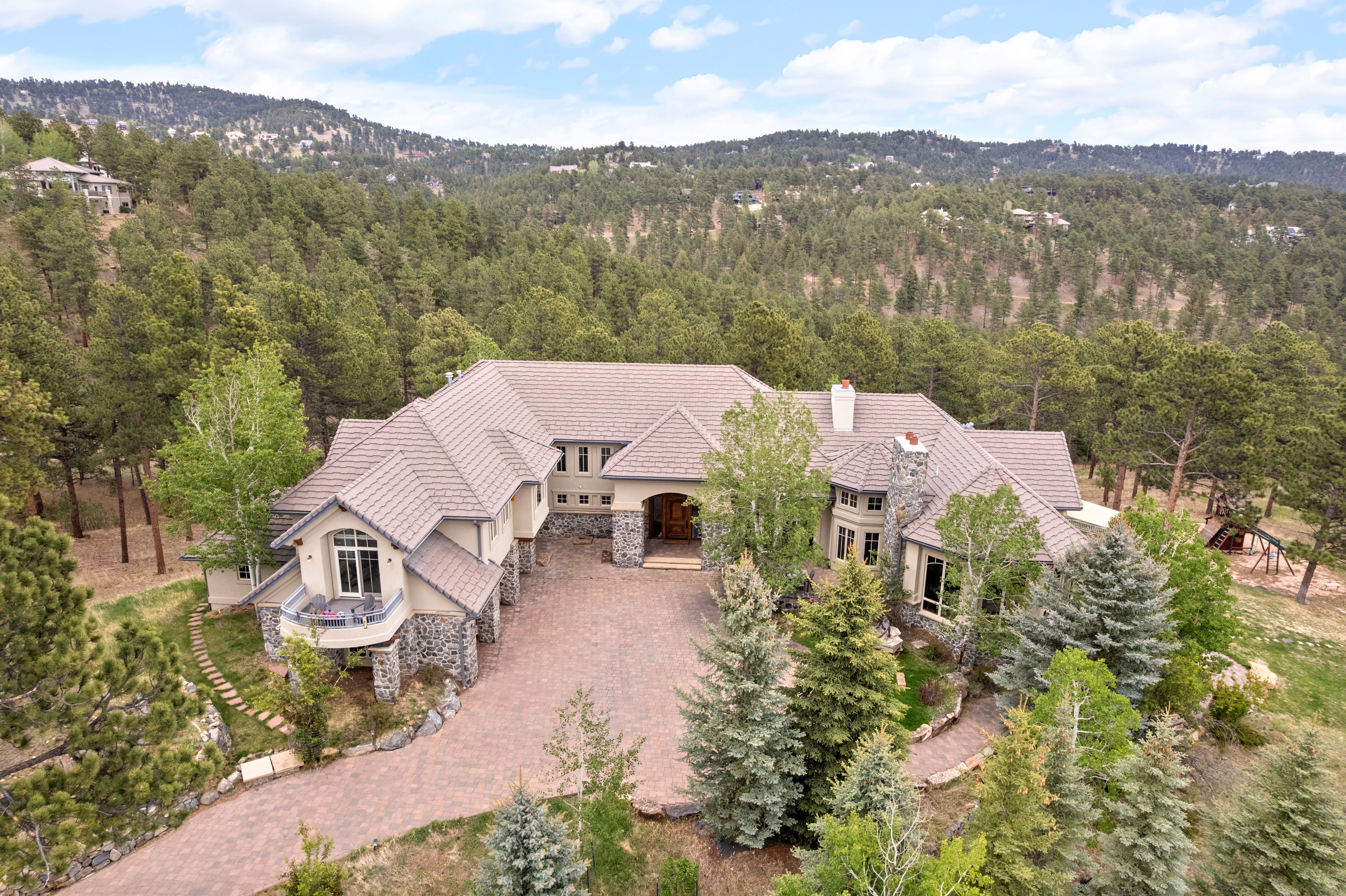  Extraordinary Custom Estate - 物件實景