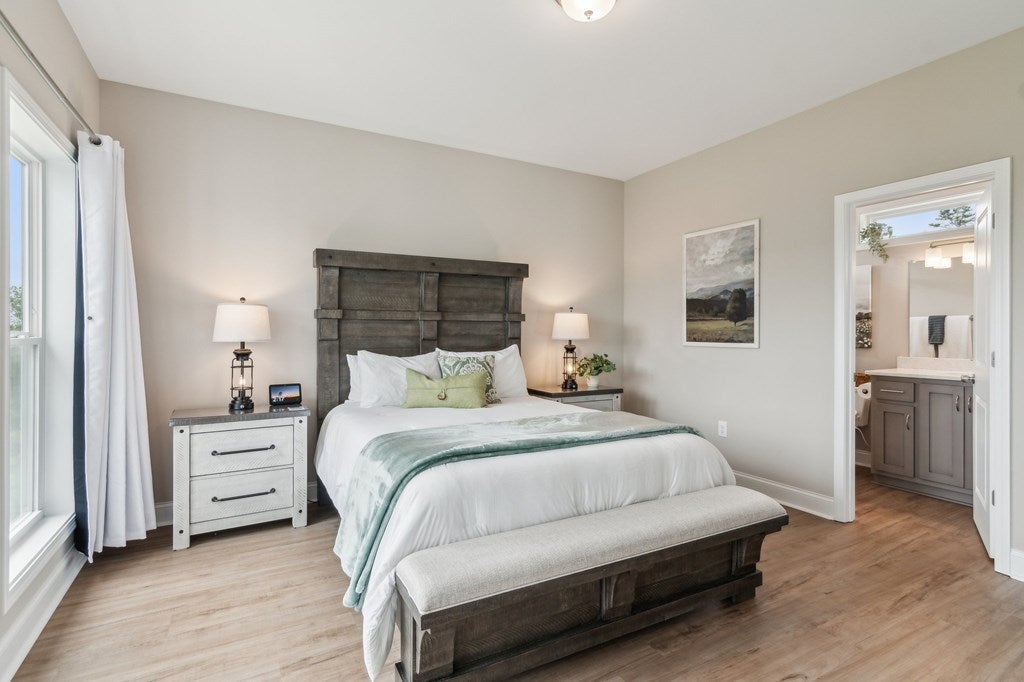 Ellijay, Georgia, 30540, United States, 3 Bedrooms Bedrooms, ,3 BathroomsBathrooms,Residential,For Sale,1859114