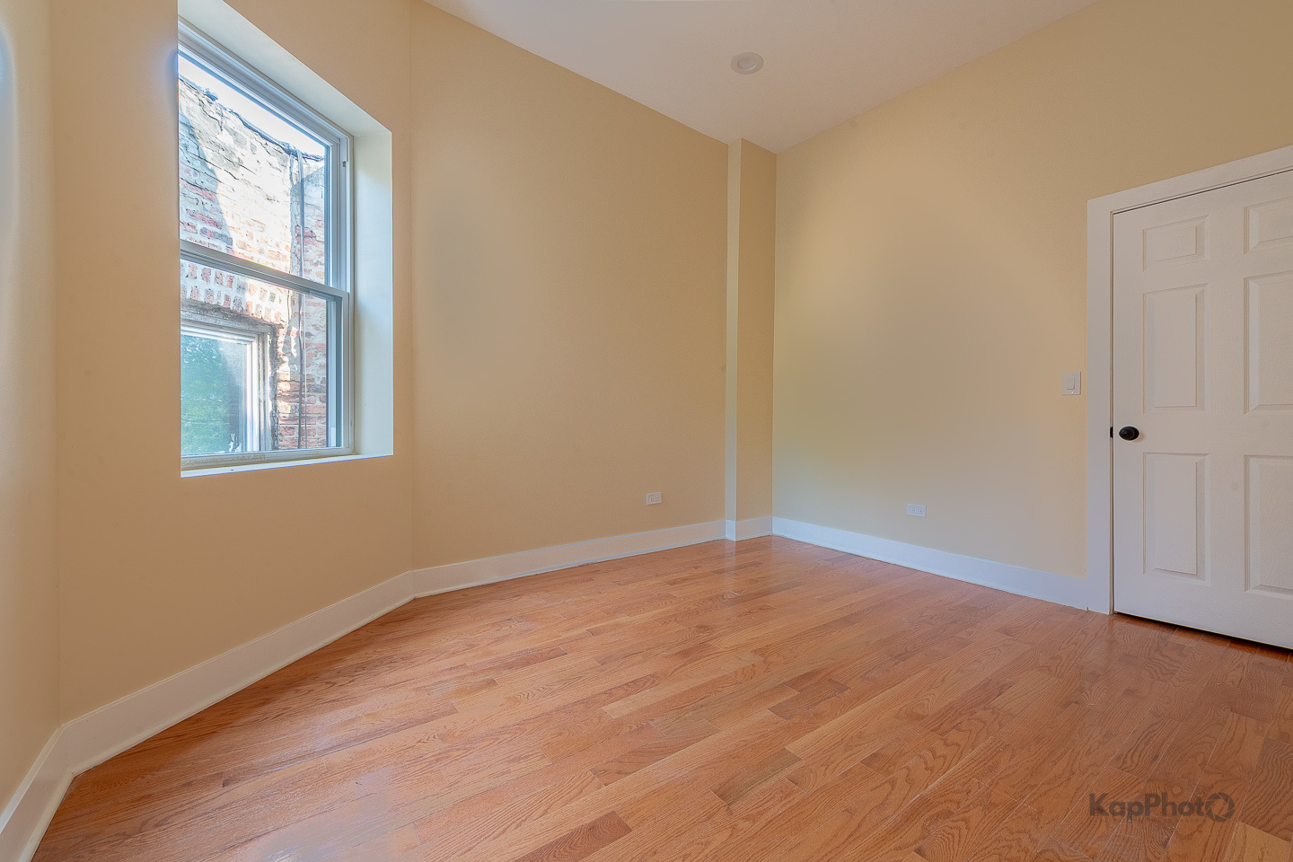 Chicago, Illinois, 60624, United States, 9 Bedrooms Bedrooms, ,Residential,For Sale,1979819