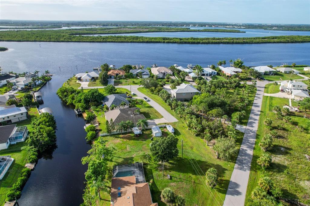 Punta Gorda, Florida, 33983, United States, 3 Bedrooms Bedrooms, ,2 BathroomsBathrooms,Residential,For Sale,1982915