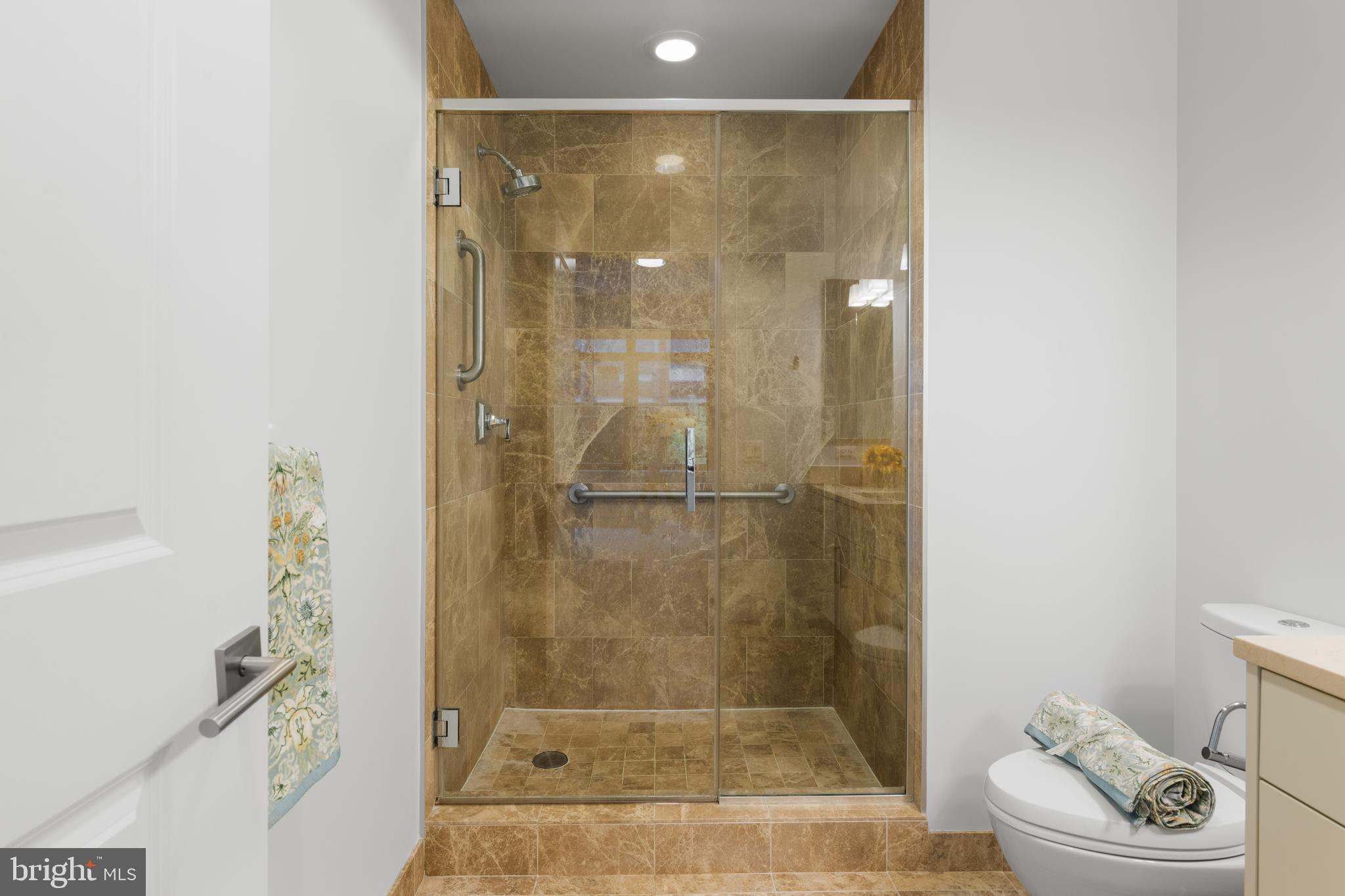 Bethesda, Maryland, 20815, United States, 2 Bedrooms Bedrooms, ,Residential,For Sale,1920331