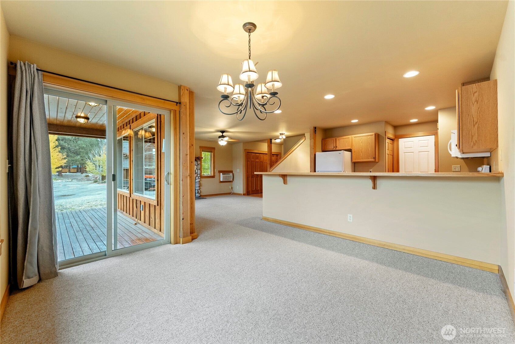 Winthrop, Washington, 98862, United States, 3 Bedrooms Bedrooms, ,3 BathroomsBathrooms,Residential,For Sale,1997412