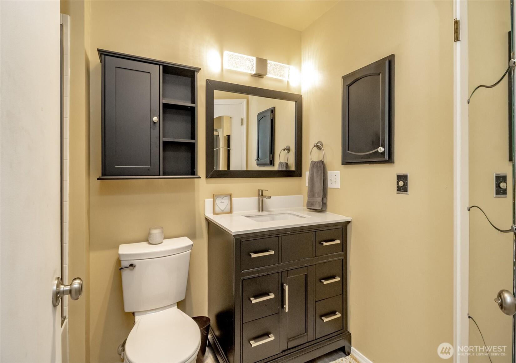 TACOMA, Washington, 98422, United States, 4 Bedrooms Bedrooms, ,3 BathroomsBathrooms,Residential,For Sale,1925185