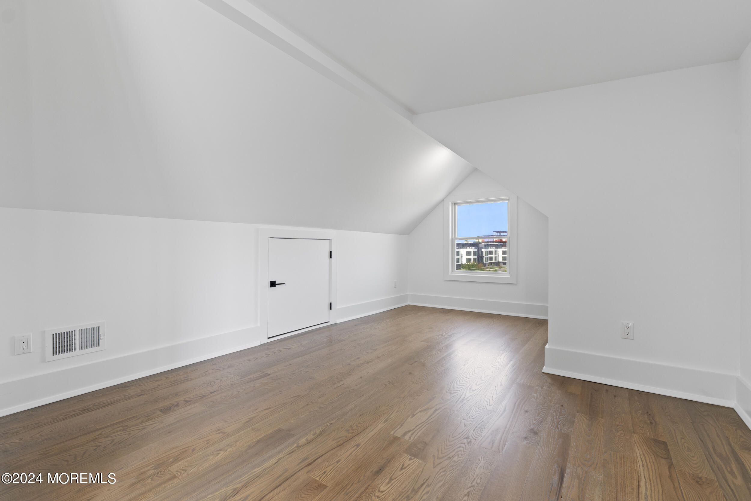 Long Branch, New Jersey, 07740, United States, 5 Bedrooms Bedrooms, ,4 BathroomsBathrooms,Residential,For Sale,1780996