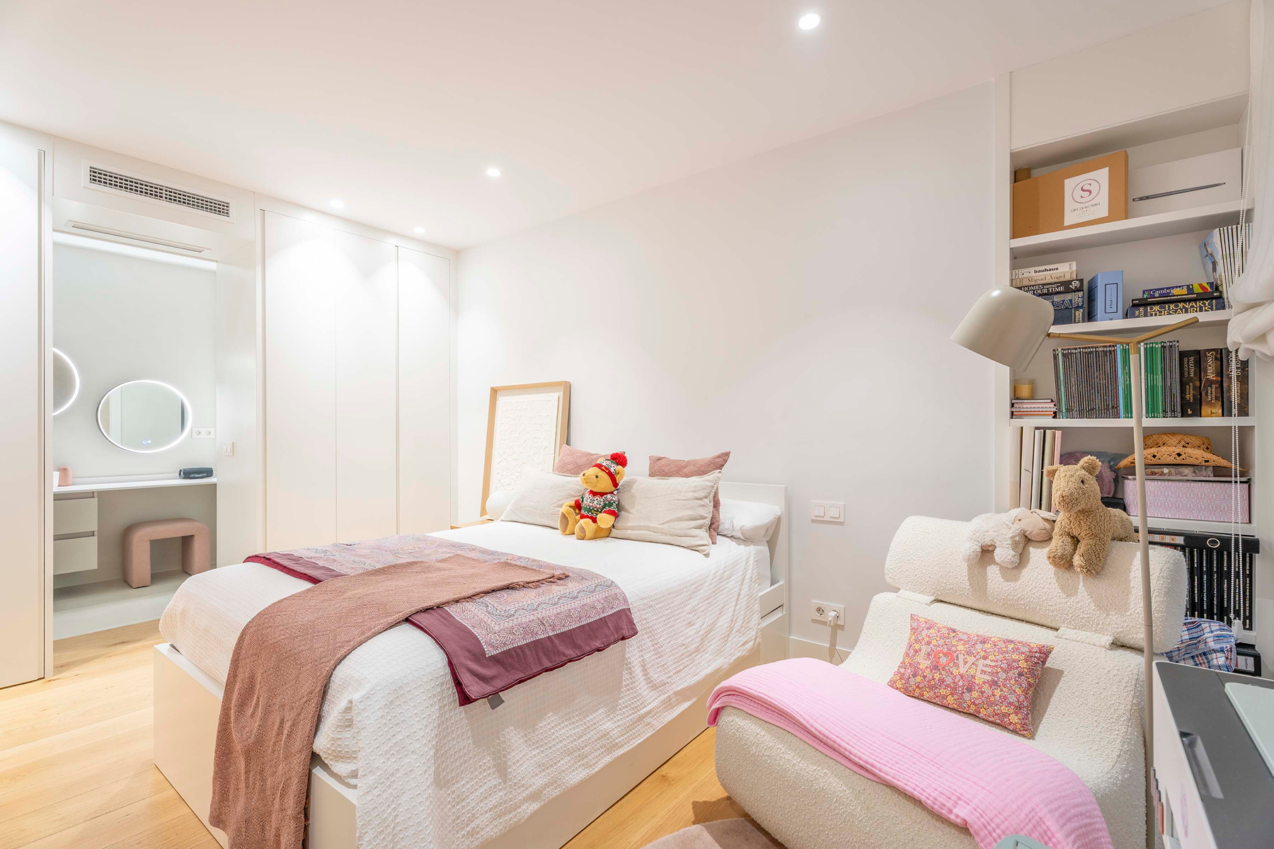  Sophisticated Style Residence in Jerónimos, Madrid - 物件實景
