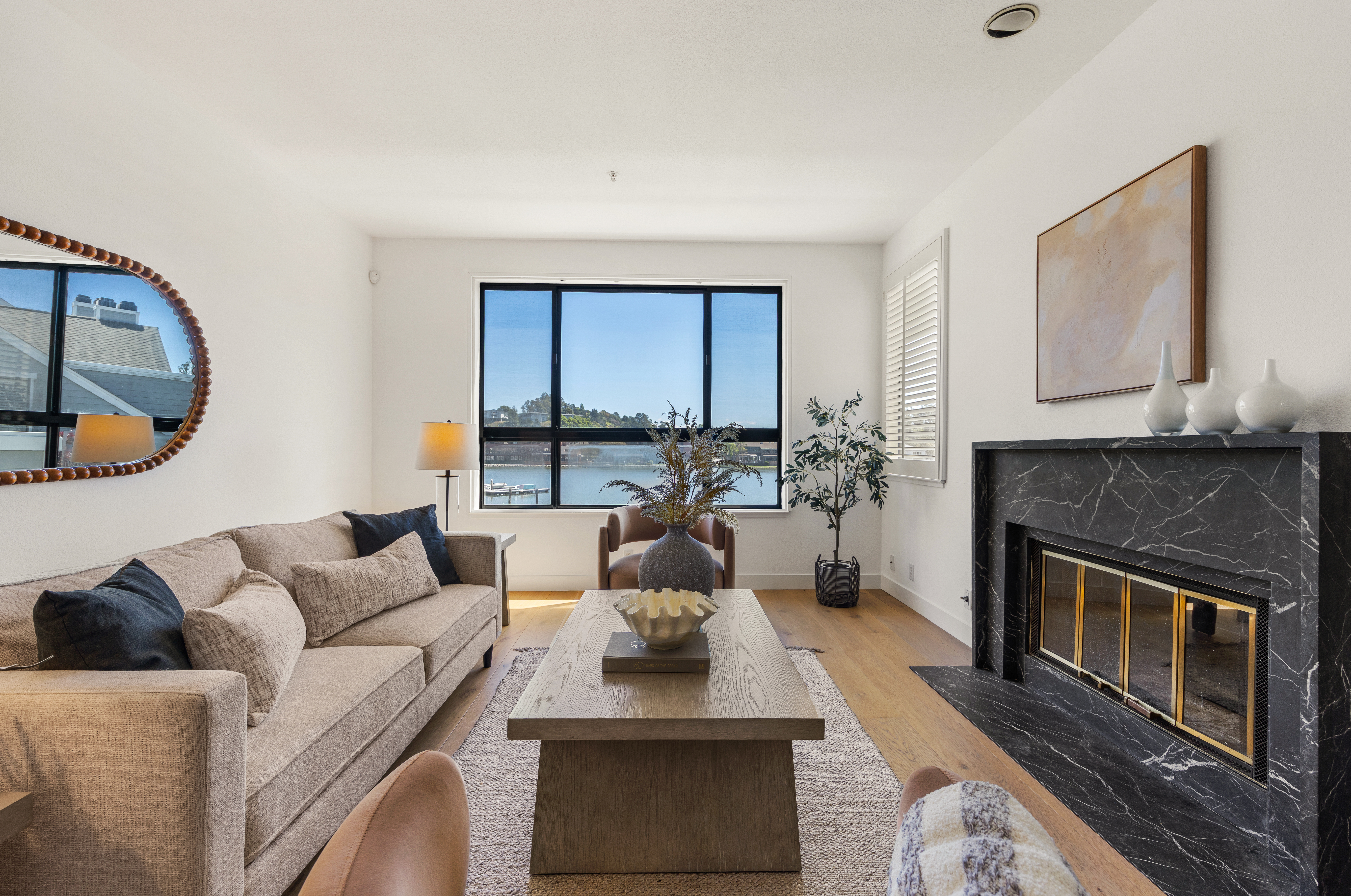  Stylish Waterfront Residence - 物件實景