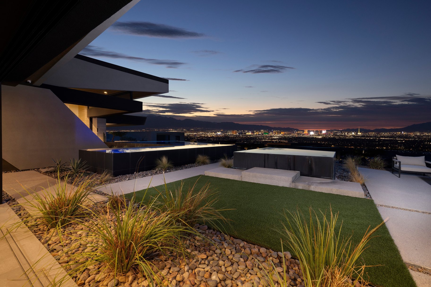  Exceptional Single Level Blue Heron Custom Home - 物件實景